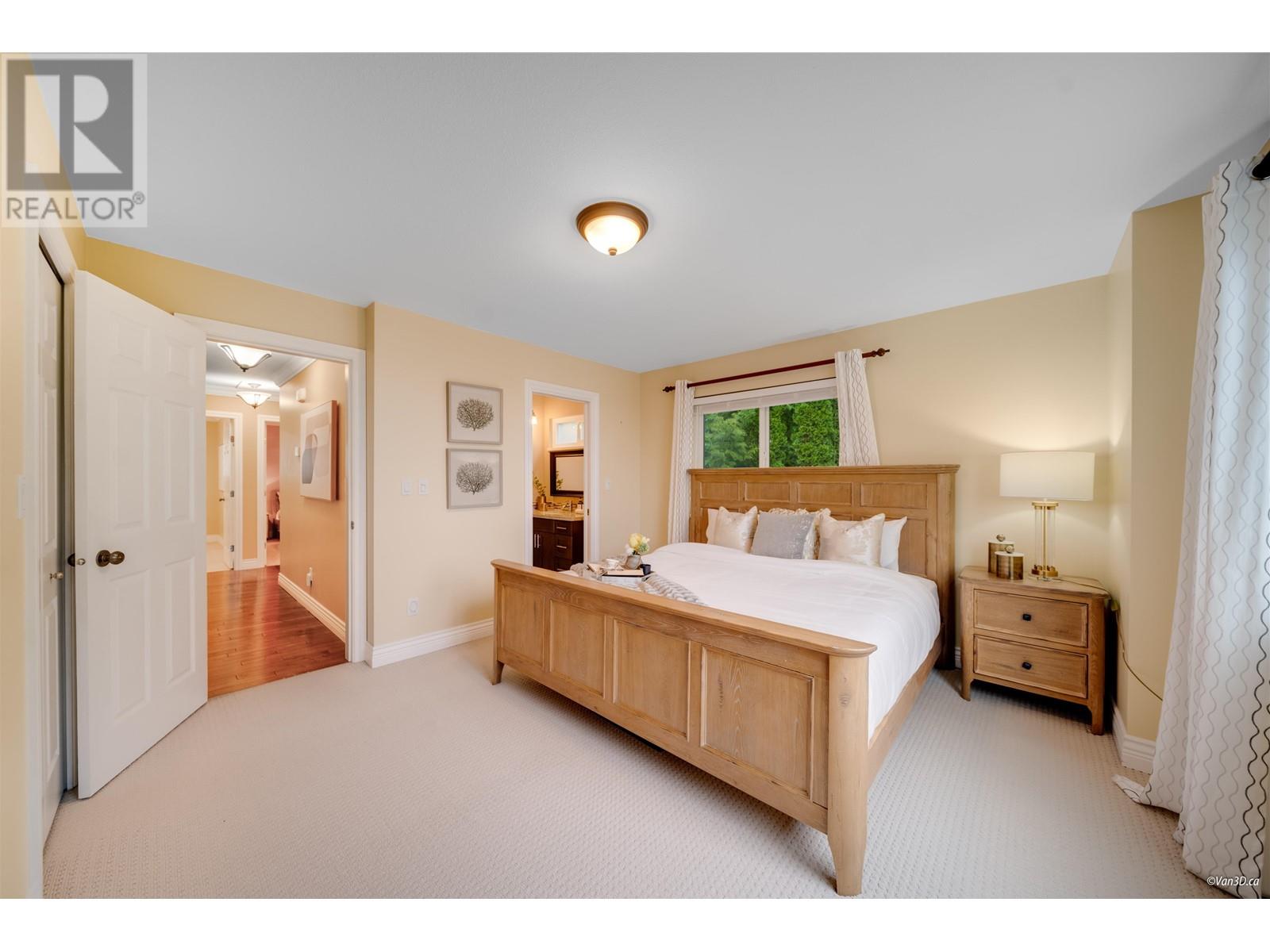 1340 Talbot Court, Coquitlam, British Columbia  V3B 7B4 - Photo 4 - R2988310