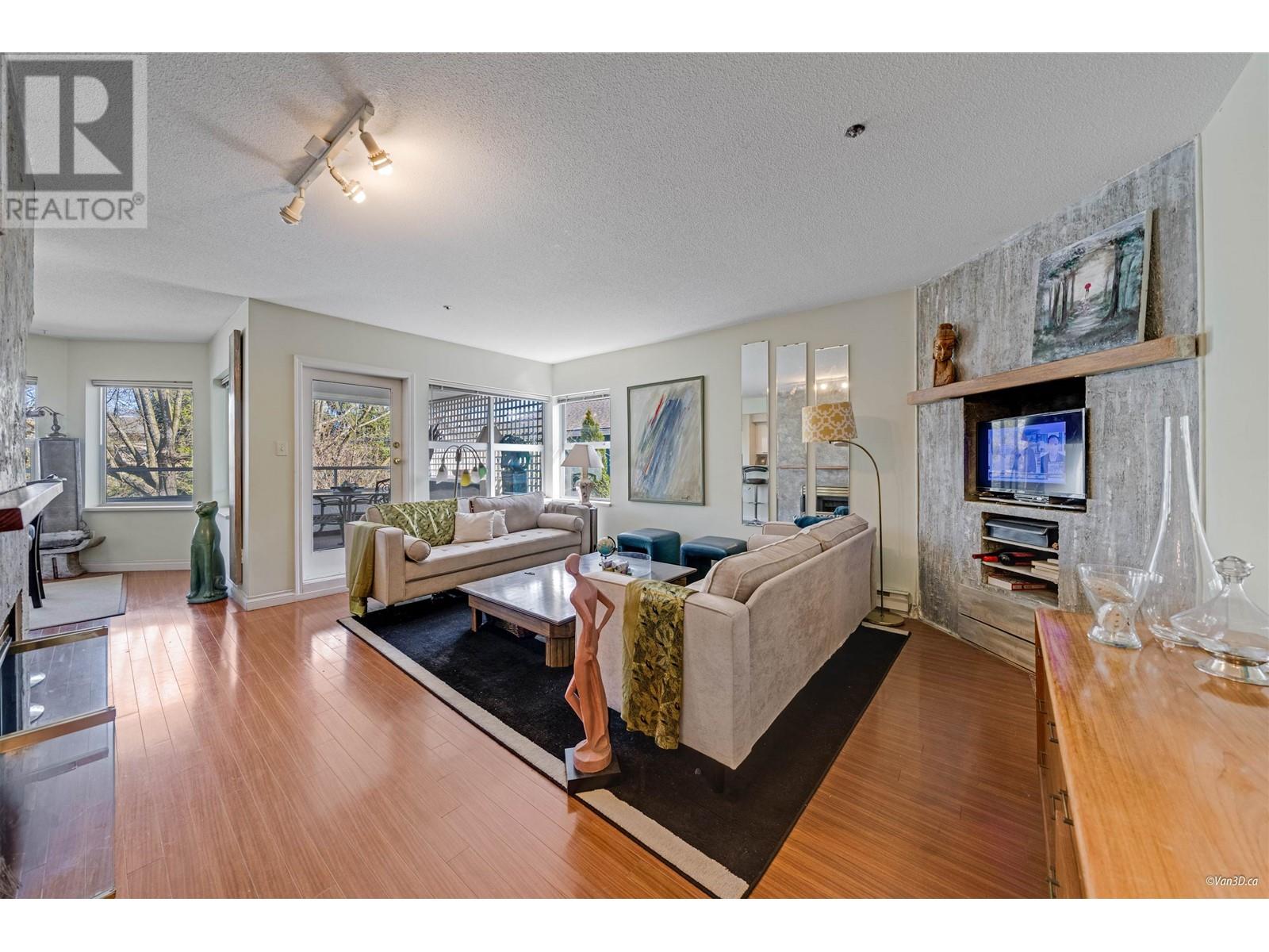306 668 W 16TH AVENUE, vancouver, British Columbia