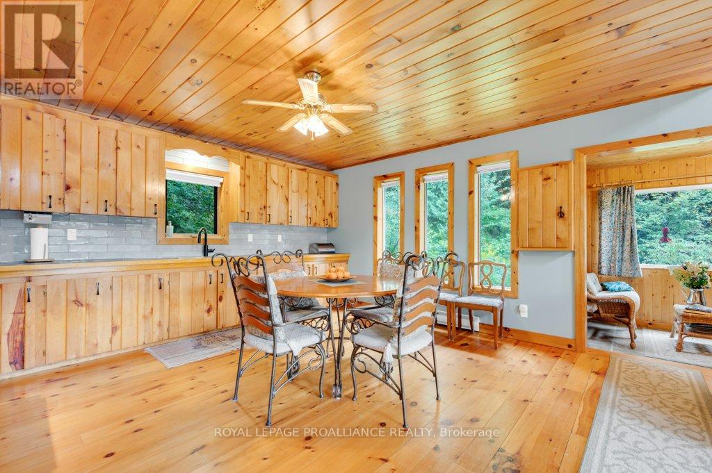 1018a Leisure Lane, Frontenac, Ontario  K0H 2M0 - Photo 11 - X12070097