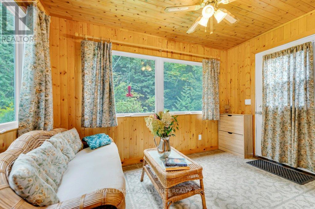 1018a Leisure Lane, Frontenac, Ontario  K0H 2M0 - Photo 8 - X12070097