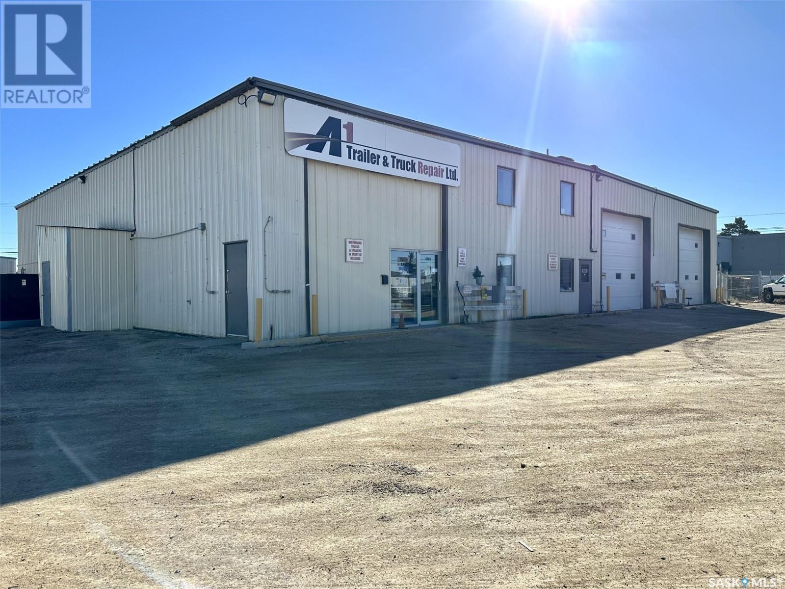 A-1 Trailer & Truck Repair Ltd., Saskatoon, Saskatchewan  S7L 1B9 - Photo 2 - SK002181