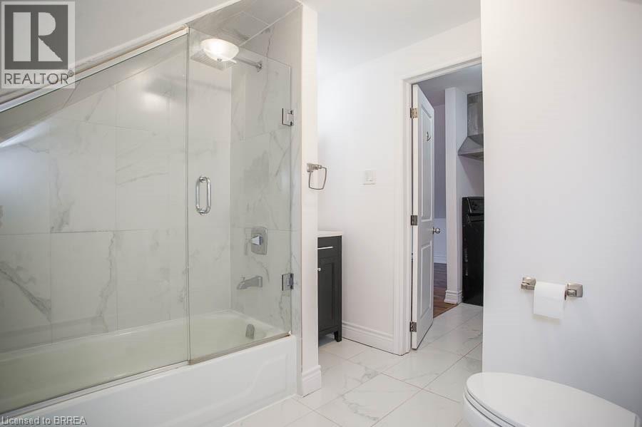 3 Balmoral Avenue S Unit# 4, Hamilton, Ontario  L8M 3J7 - Photo 8 - 40715385