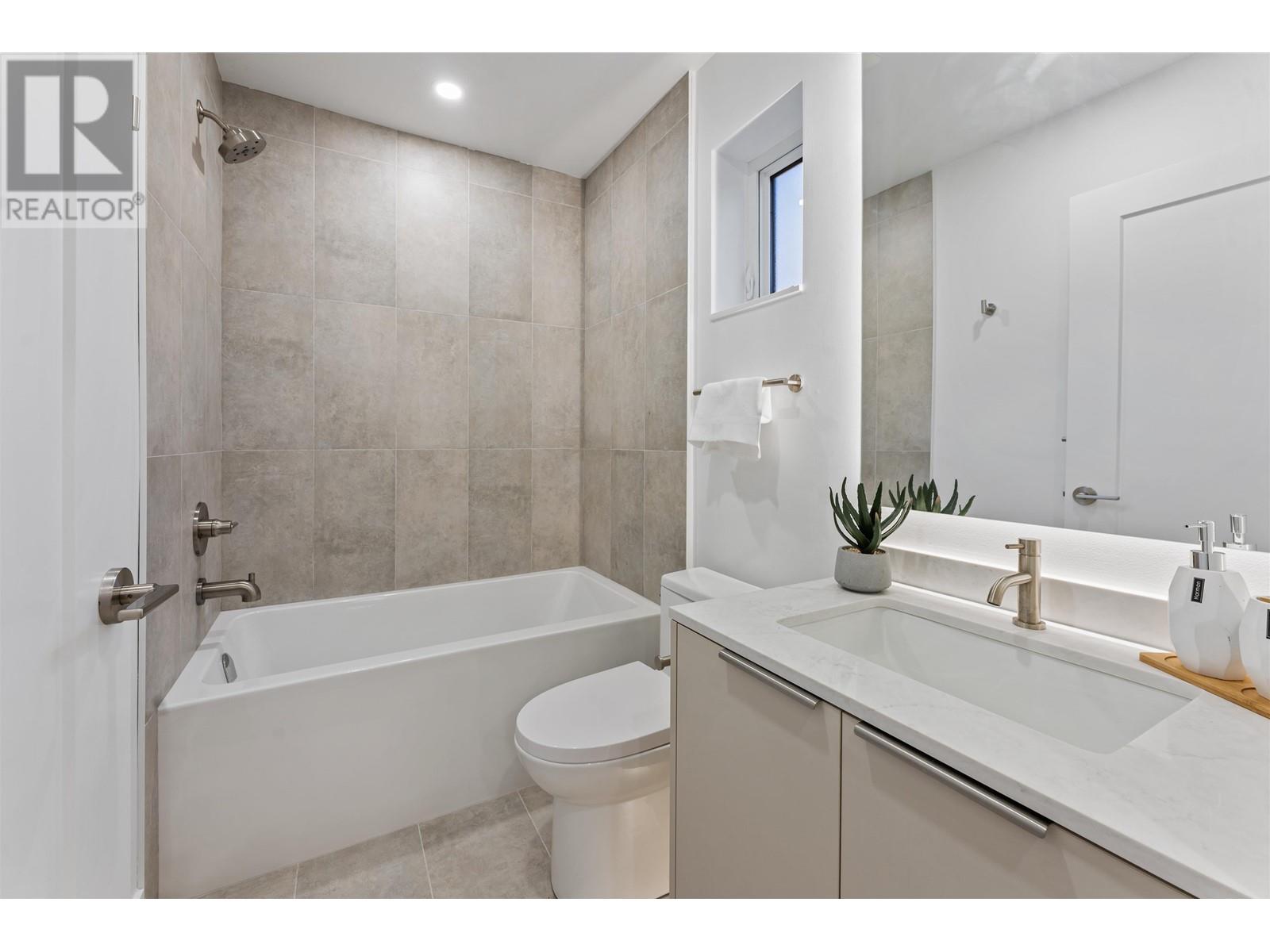 1 2241 E 8th Avenue, Vancouver, British Columbia  V5N 1V4 - Photo 21 - R2987951