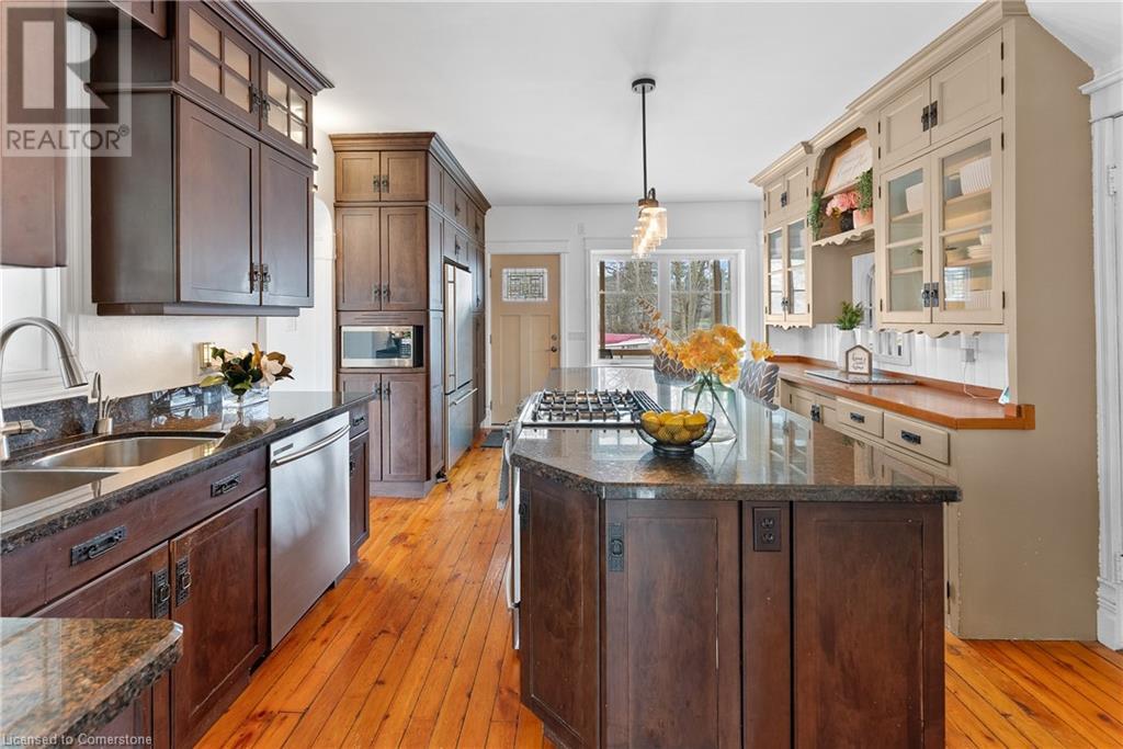 Property at 621 ROSEHILL Road image 5