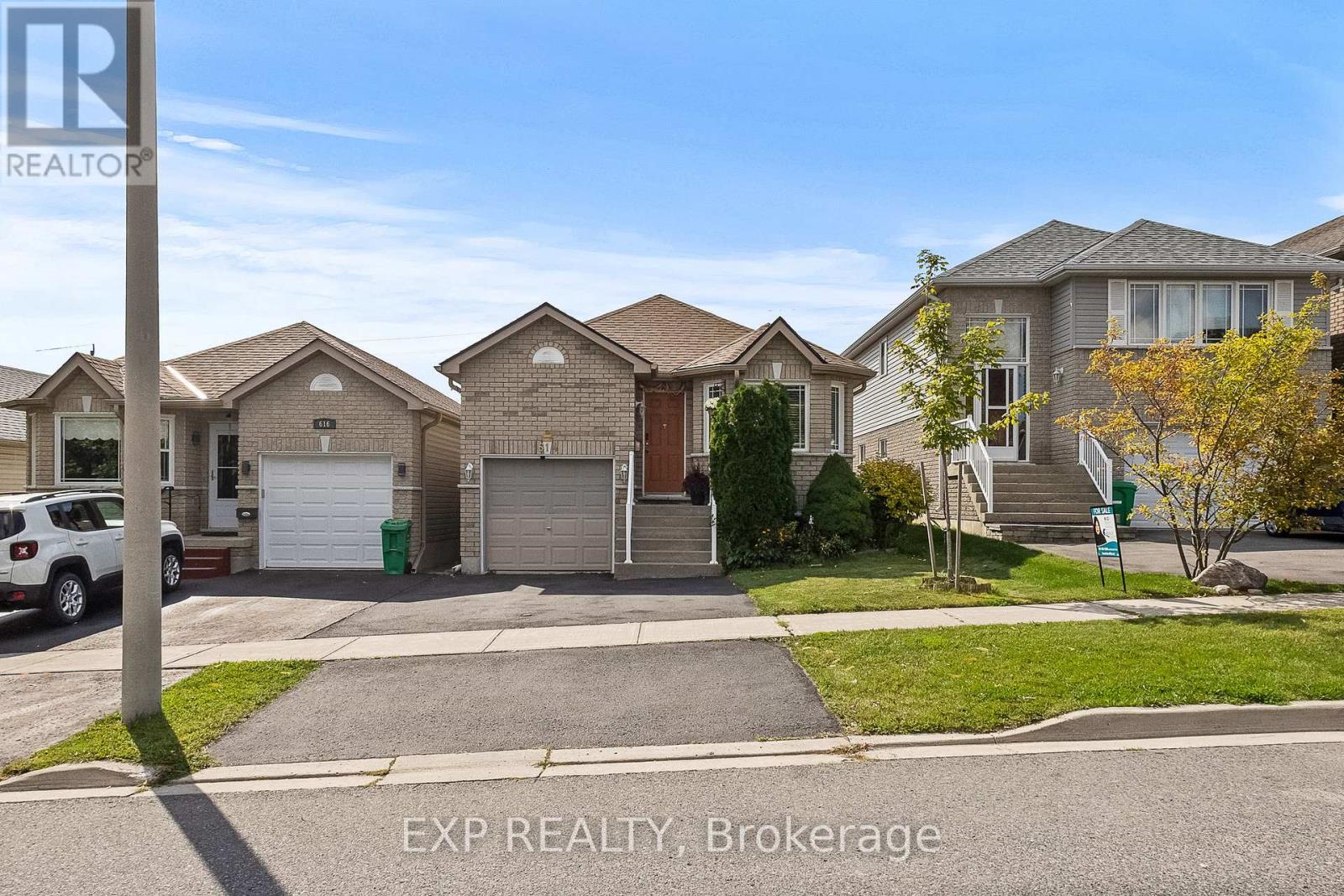 Property at 614 CLANCY CRESCENT image 2