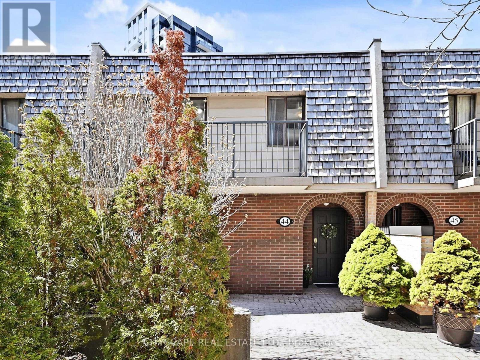 Property at 44 - 1330 MISSISSAUGA VALLEY BOULEVARD image 2