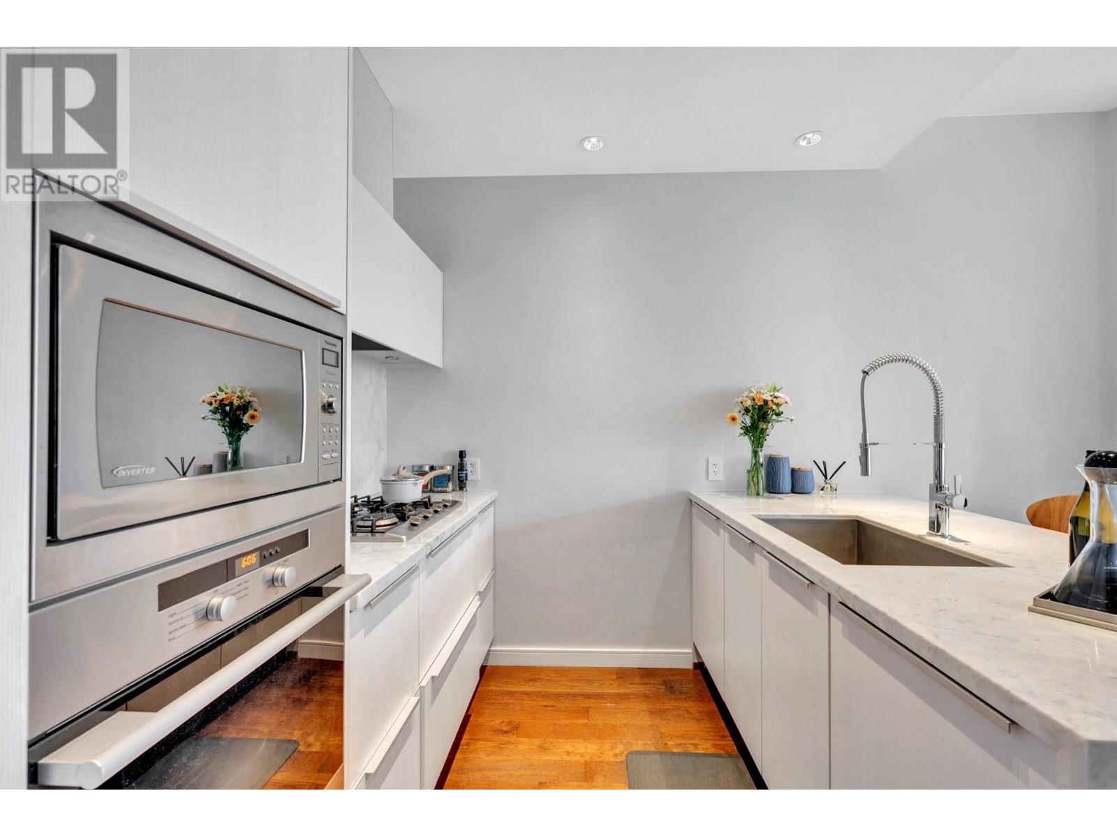 406 1633 Ontario Street, Vancouver, British Columbia  V5Y 0C2 - Photo 13 - R2973126