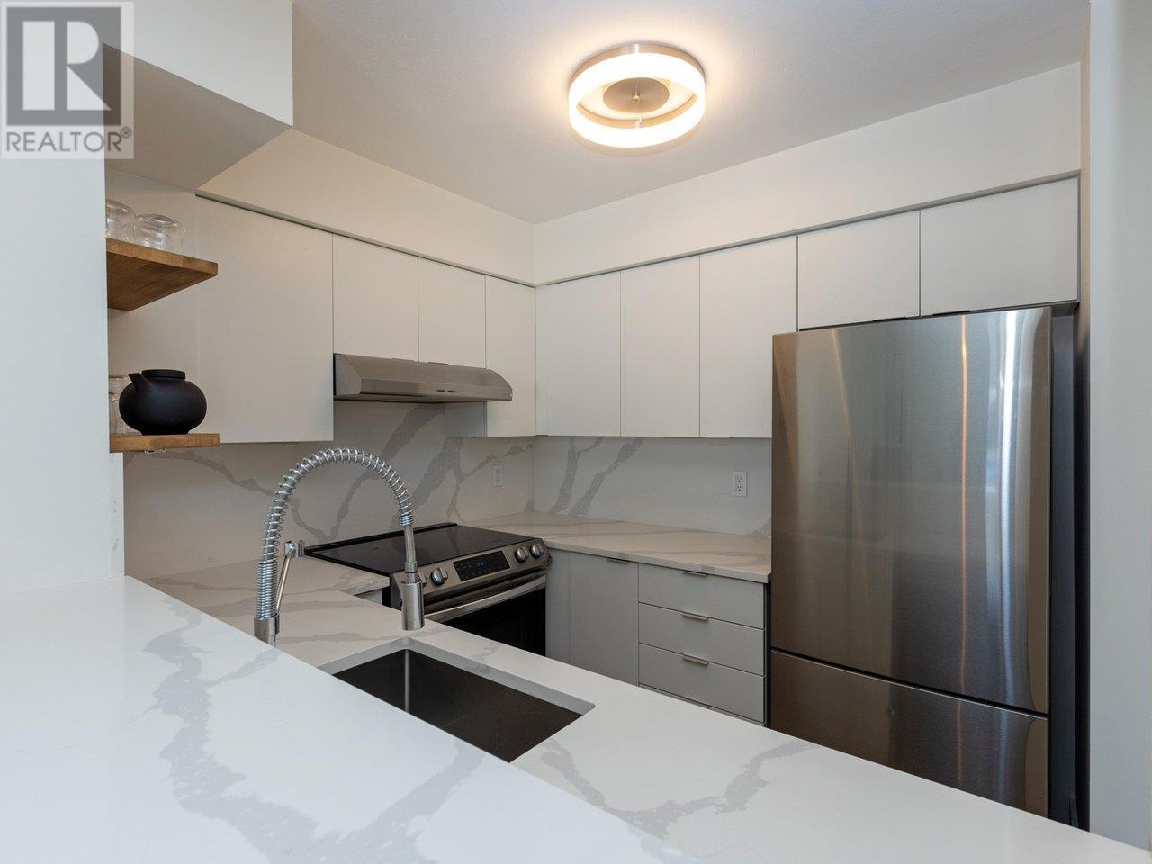 302 3505 W Broadway, Vancouver, British Columbia  V6R 2B5 - Photo 9 - R2984361