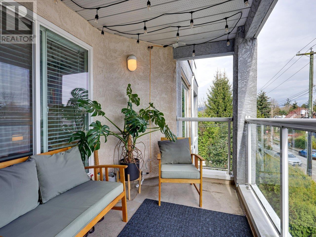 302 3505 W Broadway, Vancouver, British Columbia  V6R 2B5 - Photo 16 - R2984361
