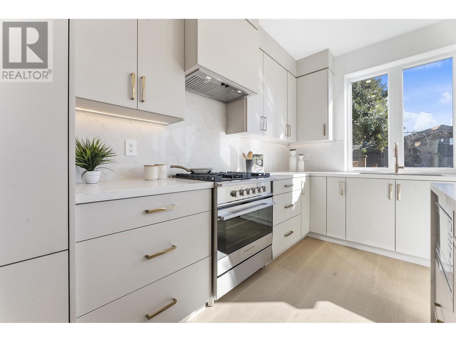 2 2138 W 48th Avenue, Vancouver, British Columbia  V6M 2P5 - Photo 8 - R2987695