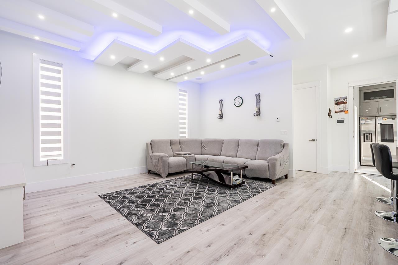 7079 194a Street, Surrey, British Columbia  V4N 1N2 - Photo 6 - R2986696