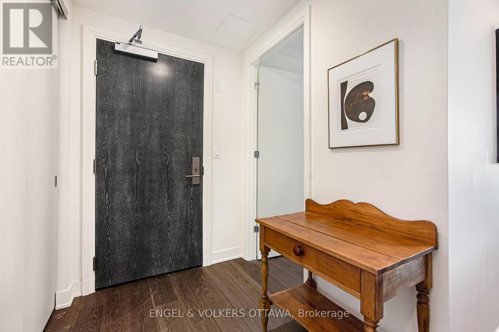 Property at 305 - 428 SPARKS STREET image 5
