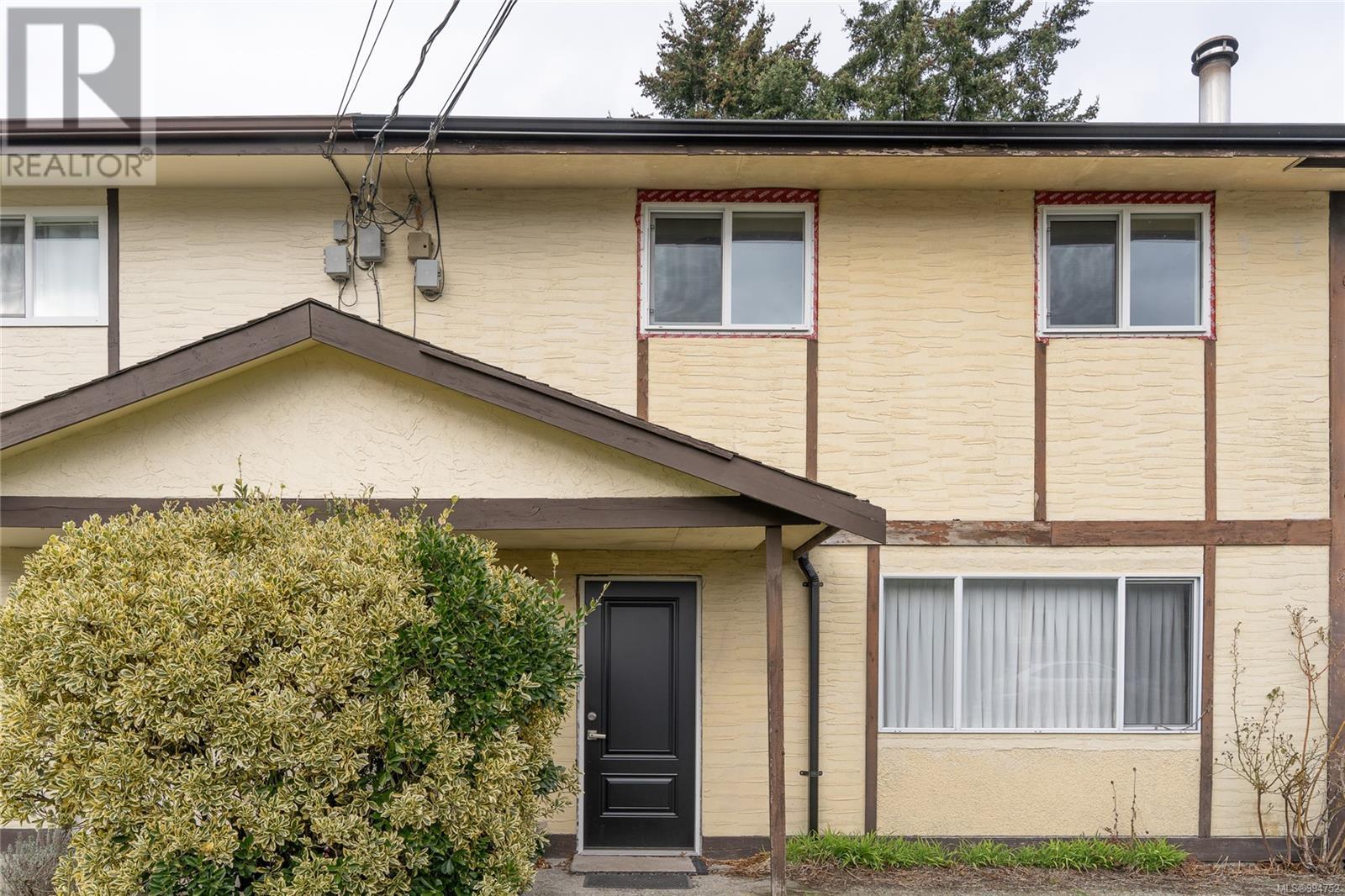 Property at 708 Danbrook Ave image 3