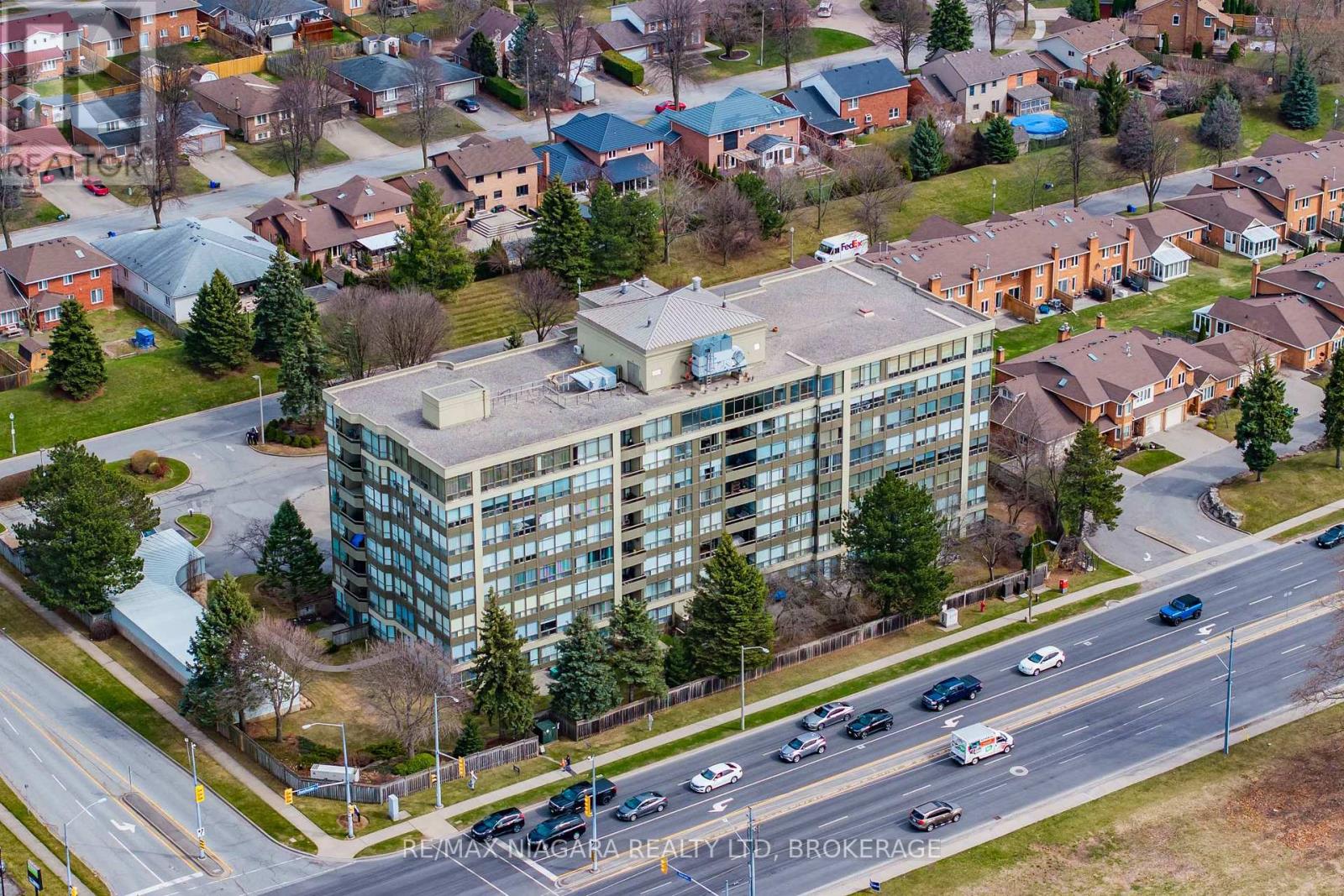 Property at 702 - 5100 DORCHESTER ROAD W image 4