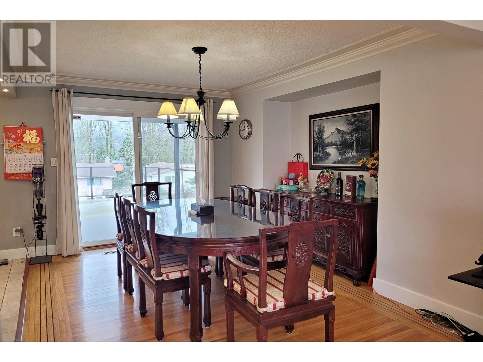 Property at 7921 BURNFIELD CRESCENT image 5