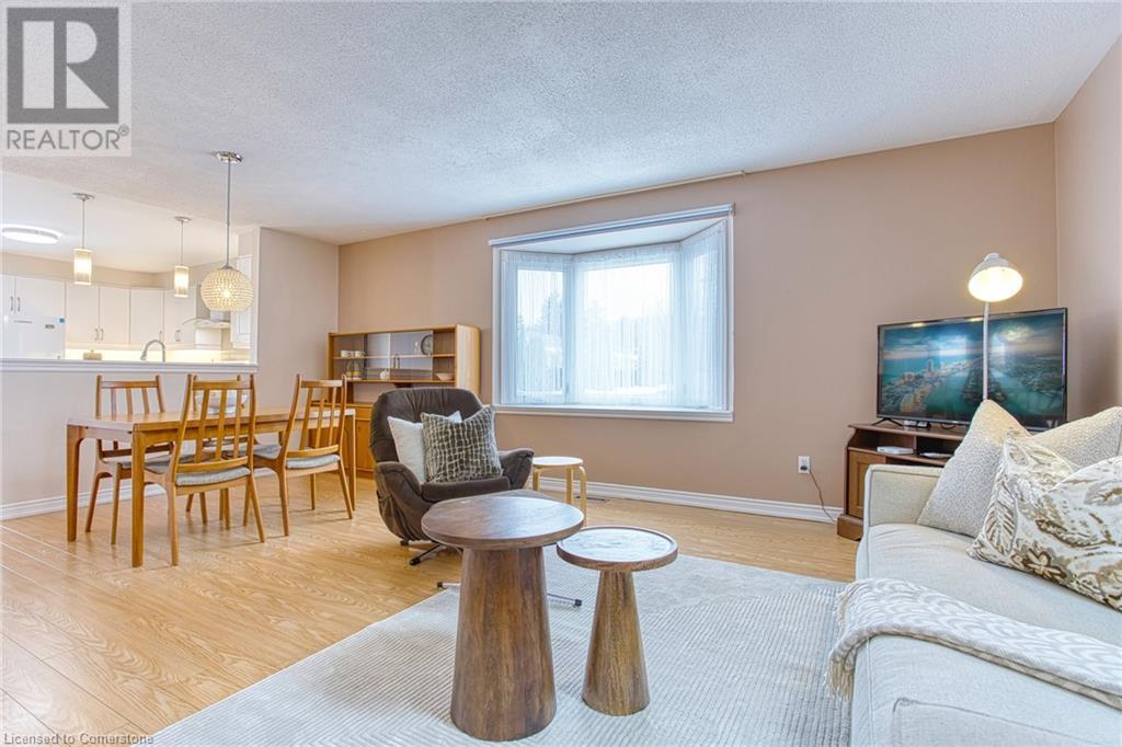 Property at 165 MAIN Street E Unit# 2 image 5