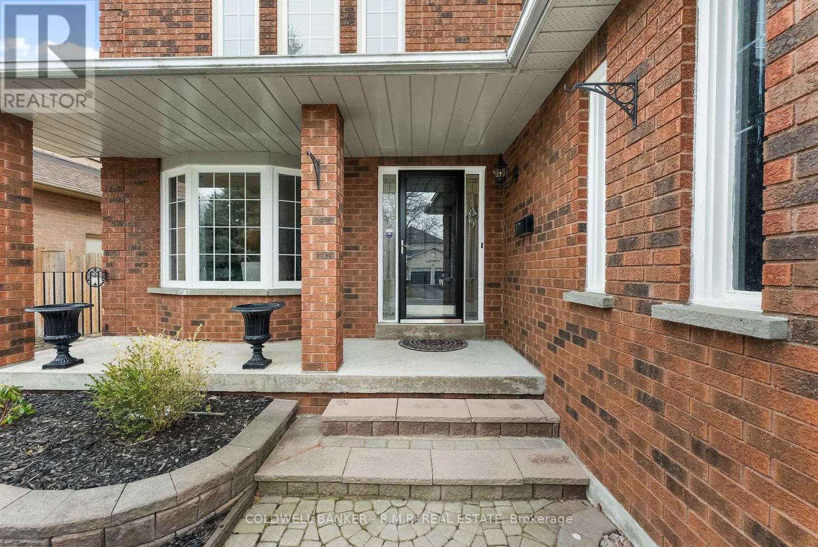 Property at 36 FALSTAFF CRESCENT image 2