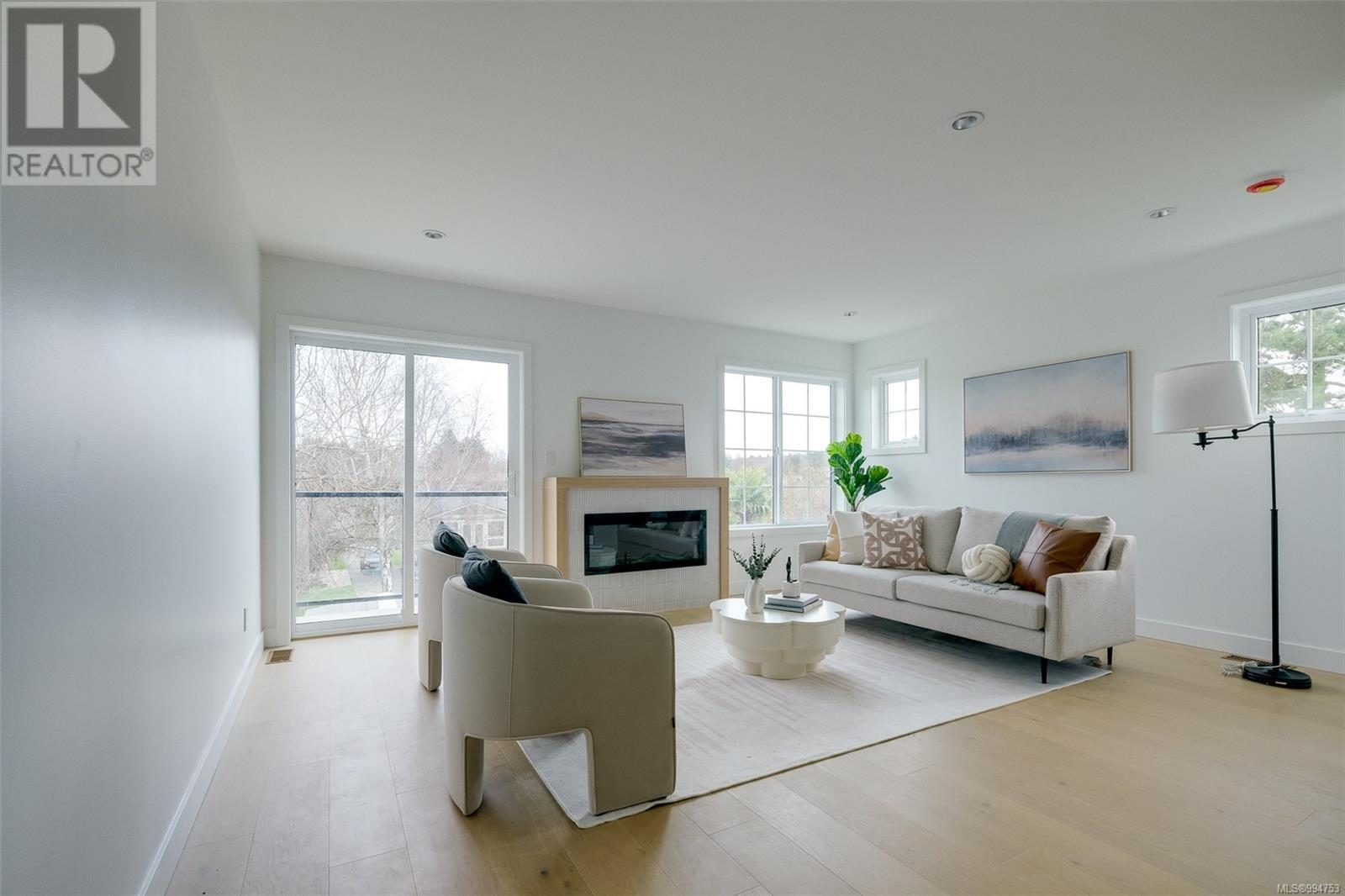 Unit 1 3907 Cedar Hill Rd, Saanich, British Columbia  V8P 3Z8 - Photo 5 - 994753