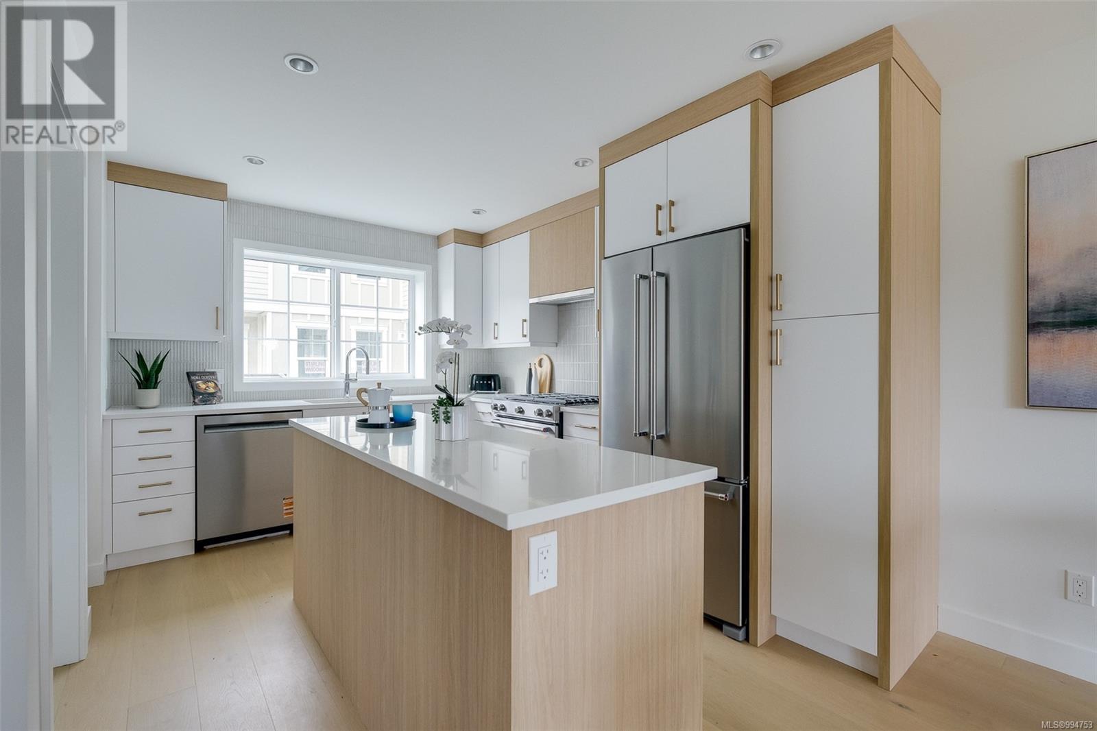 Unit 1 3907 Cedar Hill Rd, Saanich, British Columbia  V8P 3Z8 - Photo 8 - 994753