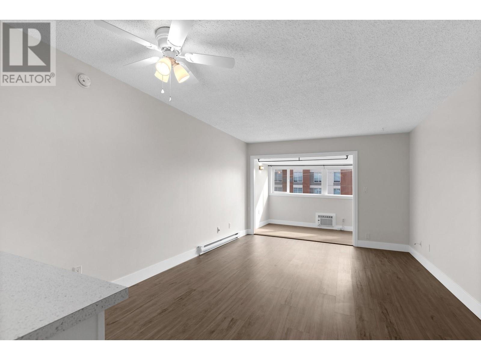 Property at 1685 Ufton Court Unit# 307 image 5