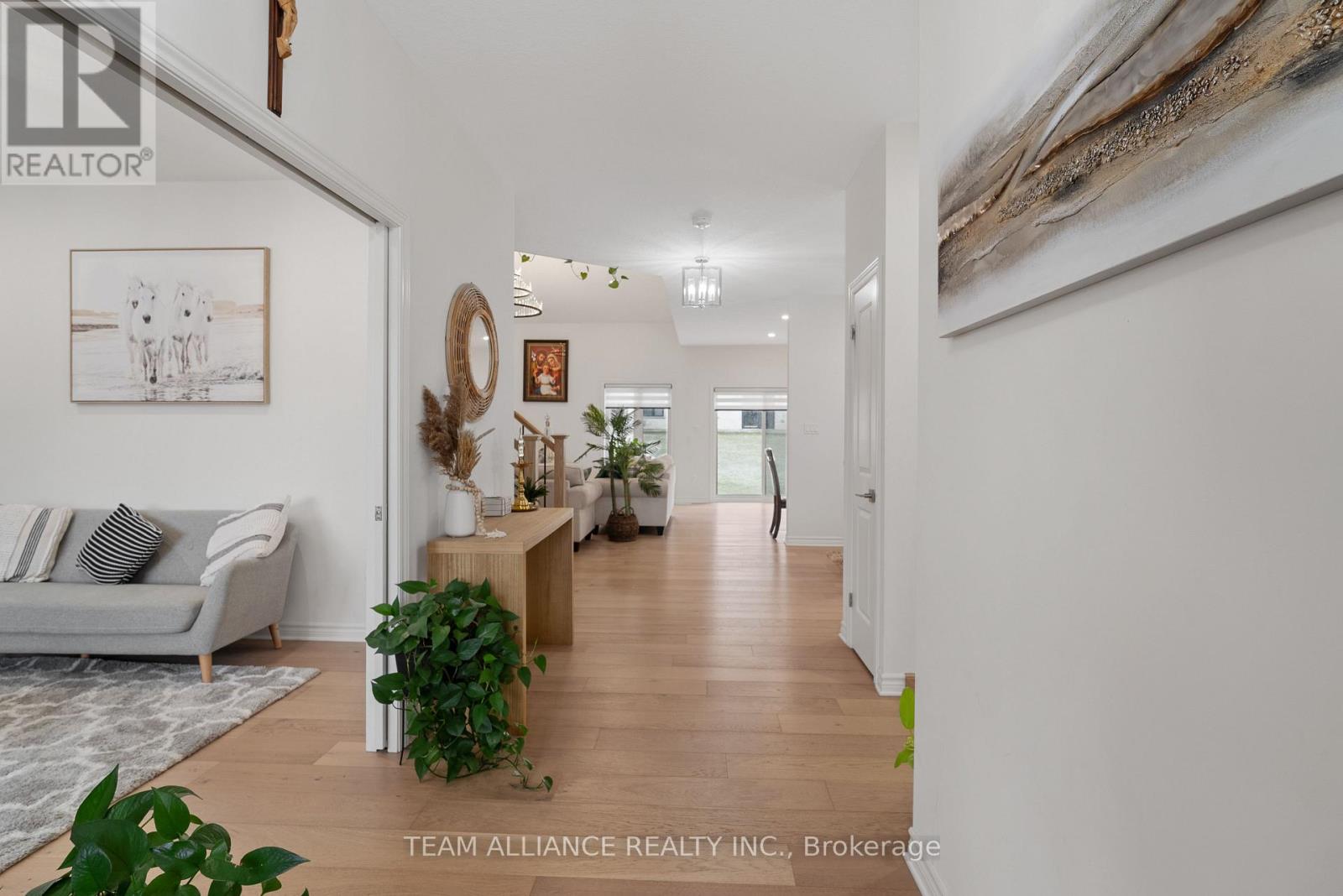 Property at 1899 BOARDWALK WAY image 4