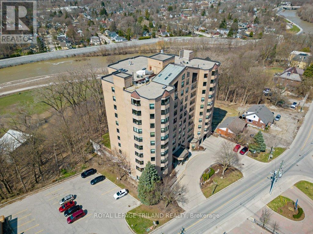 Property at 703 - 549 RIDOUT STREET N image 4