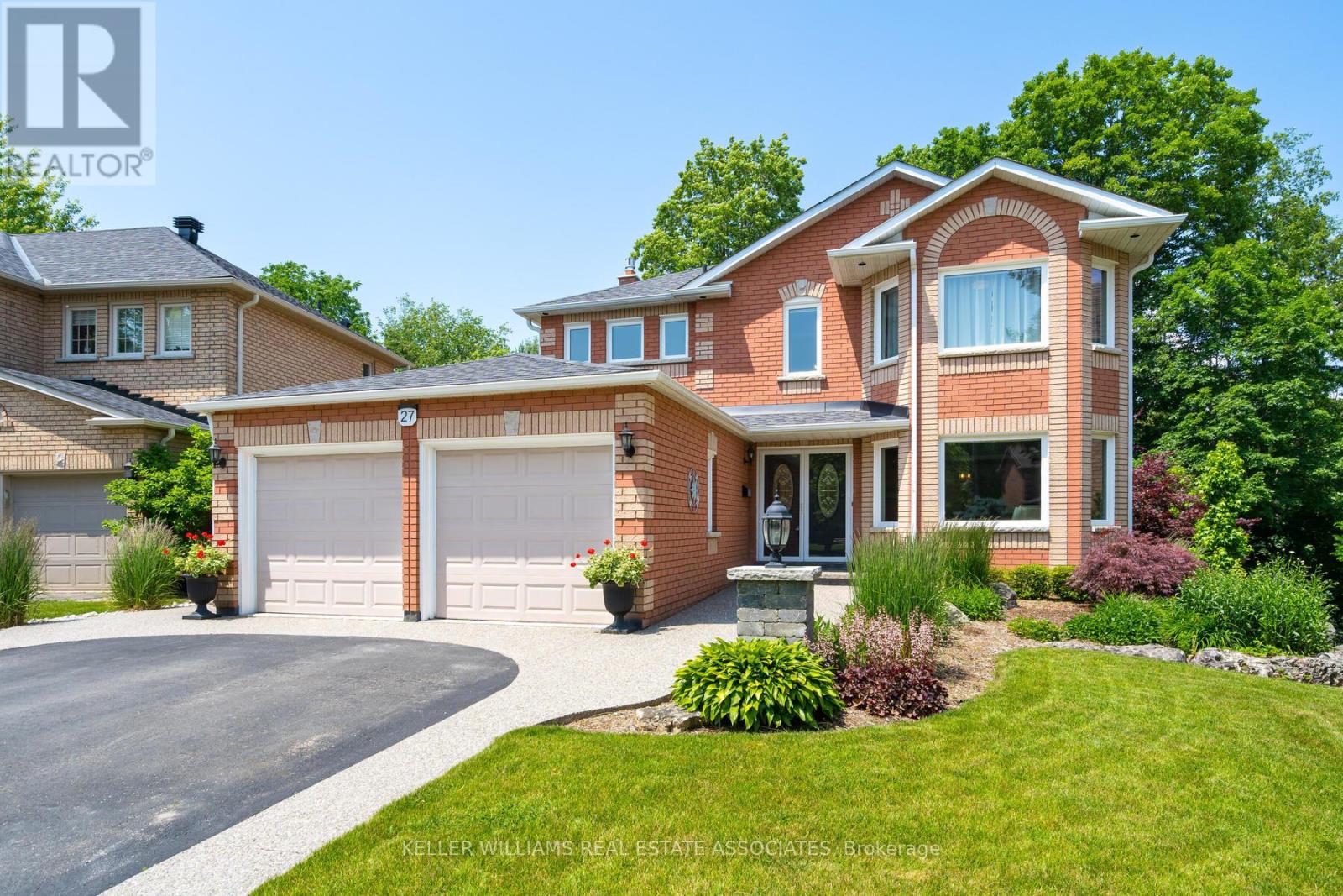Property at 27 GOODERHAM DRIVE image 1