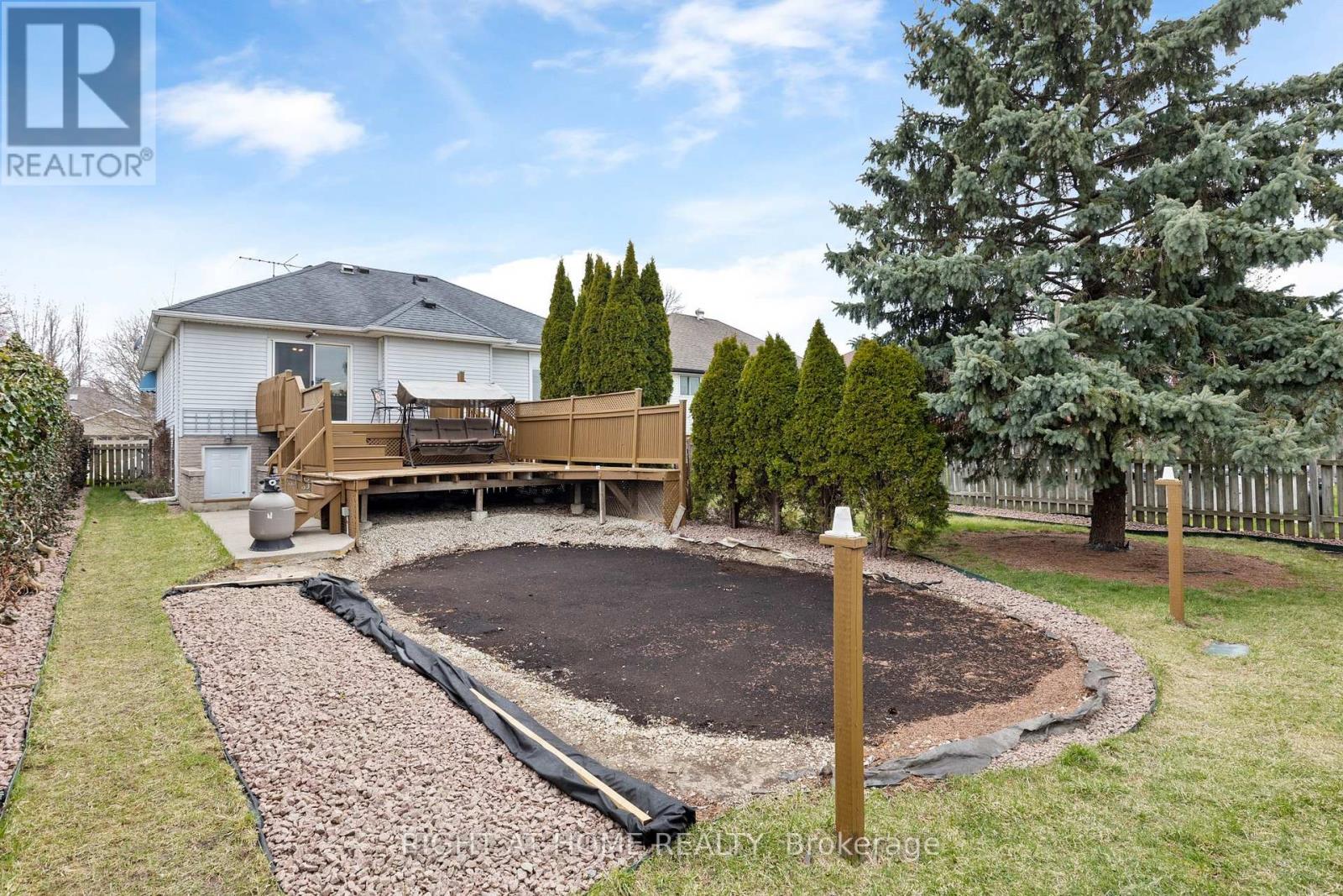 Property at 2520 STRAWBERRY DRIVE image 5