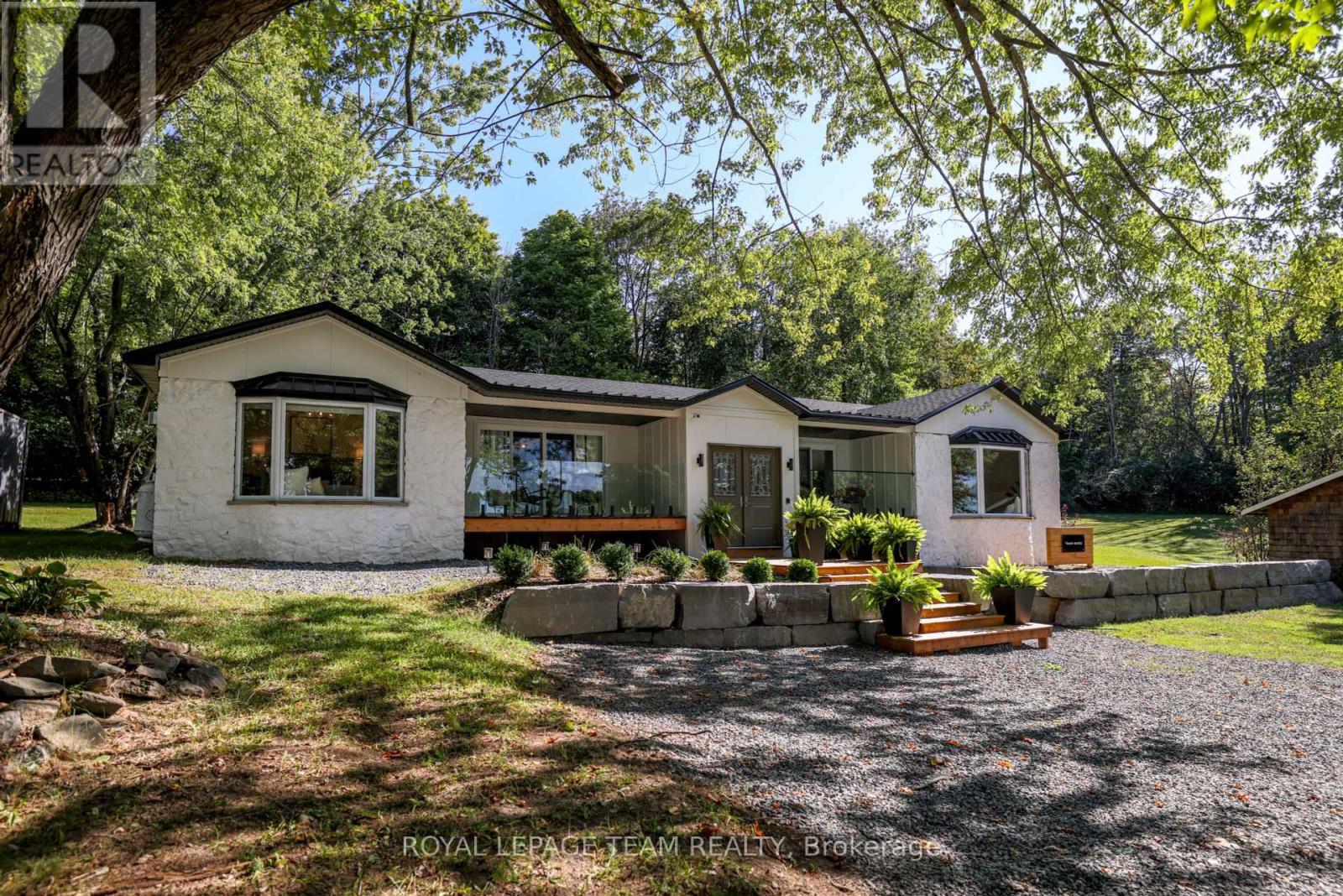 551 Little Rideau Lake Road, Rideau Lakes, Ontario  K0G 1V0 - Photo 3 - X12072760
