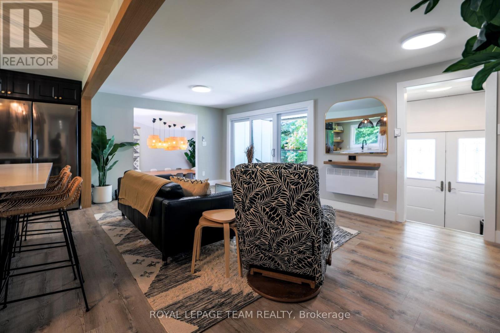 551 Little Rideau Lake Road, Rideau Lakes, Ontario  K0G 1V0 - Photo 6 - X12072760