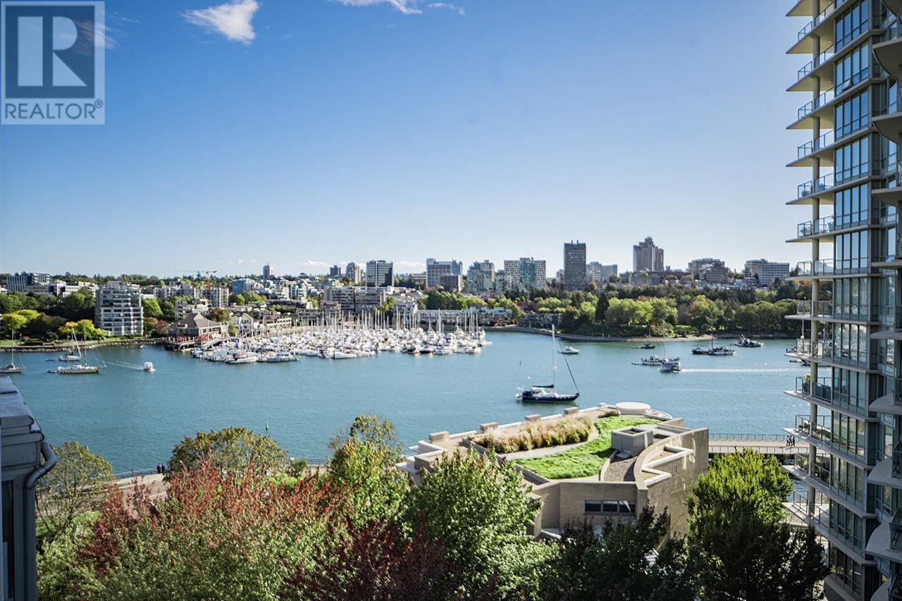 PH1003 1288 MARINASIDE CRESCENT, Vancouver, British Columbia