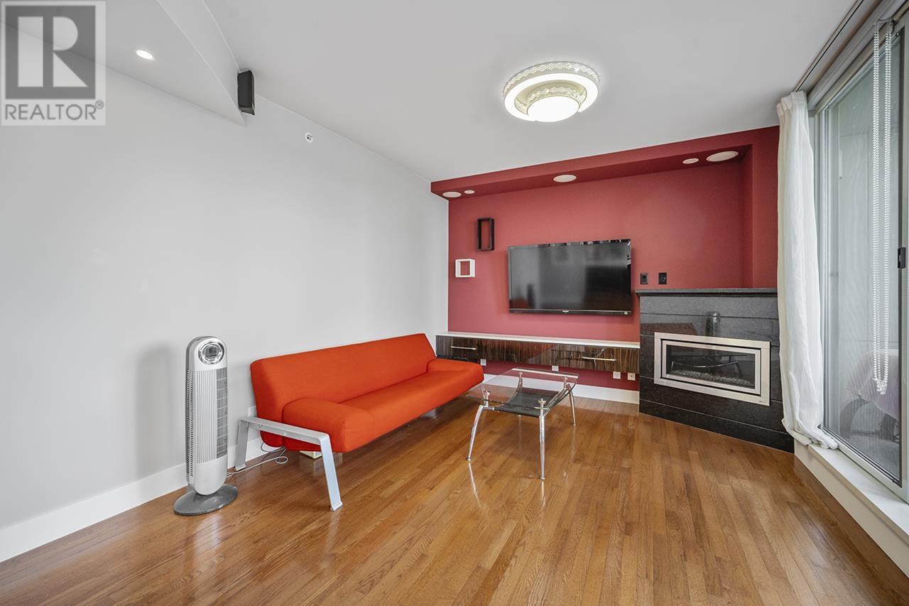 Property at PH1003 1288 MARINASIDE CRESCENT image 3