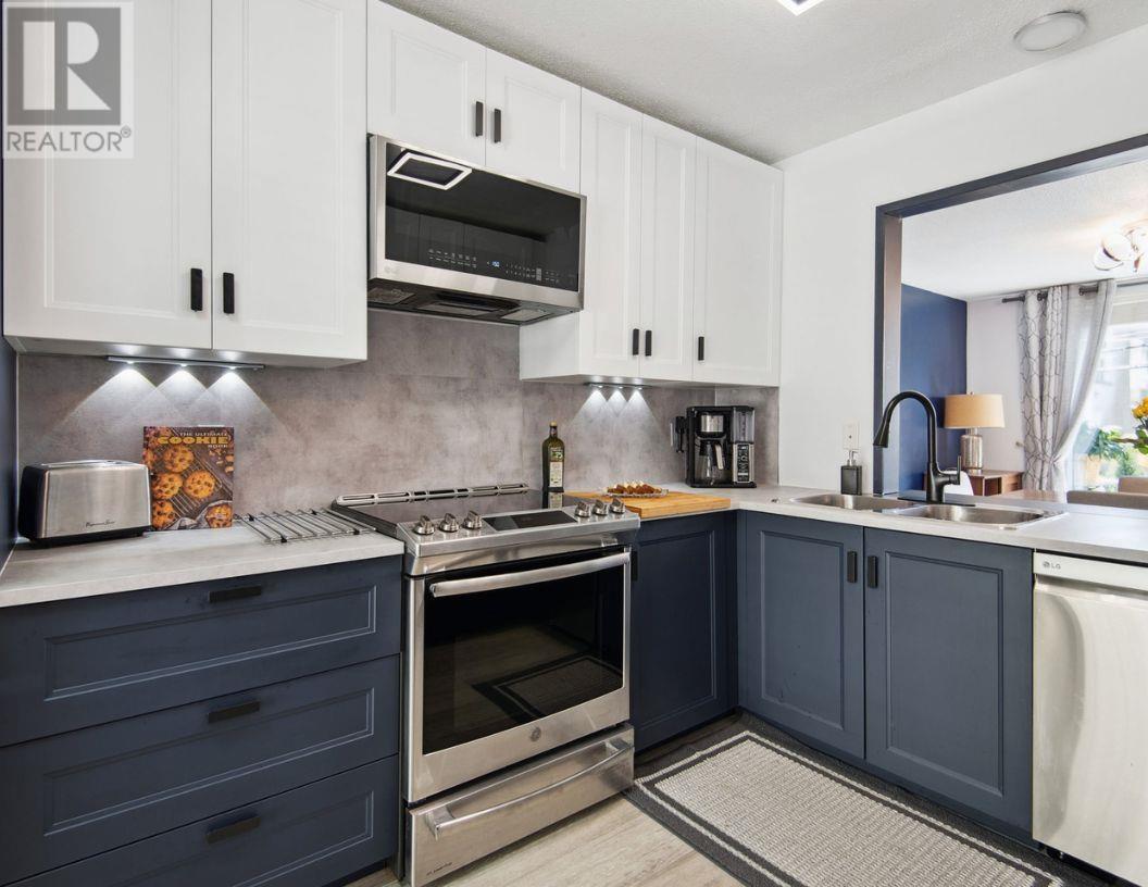 11 249 E 4th Street, North Vancouver, British Columbia  V7L 1J1 - Photo 10 - R2988448