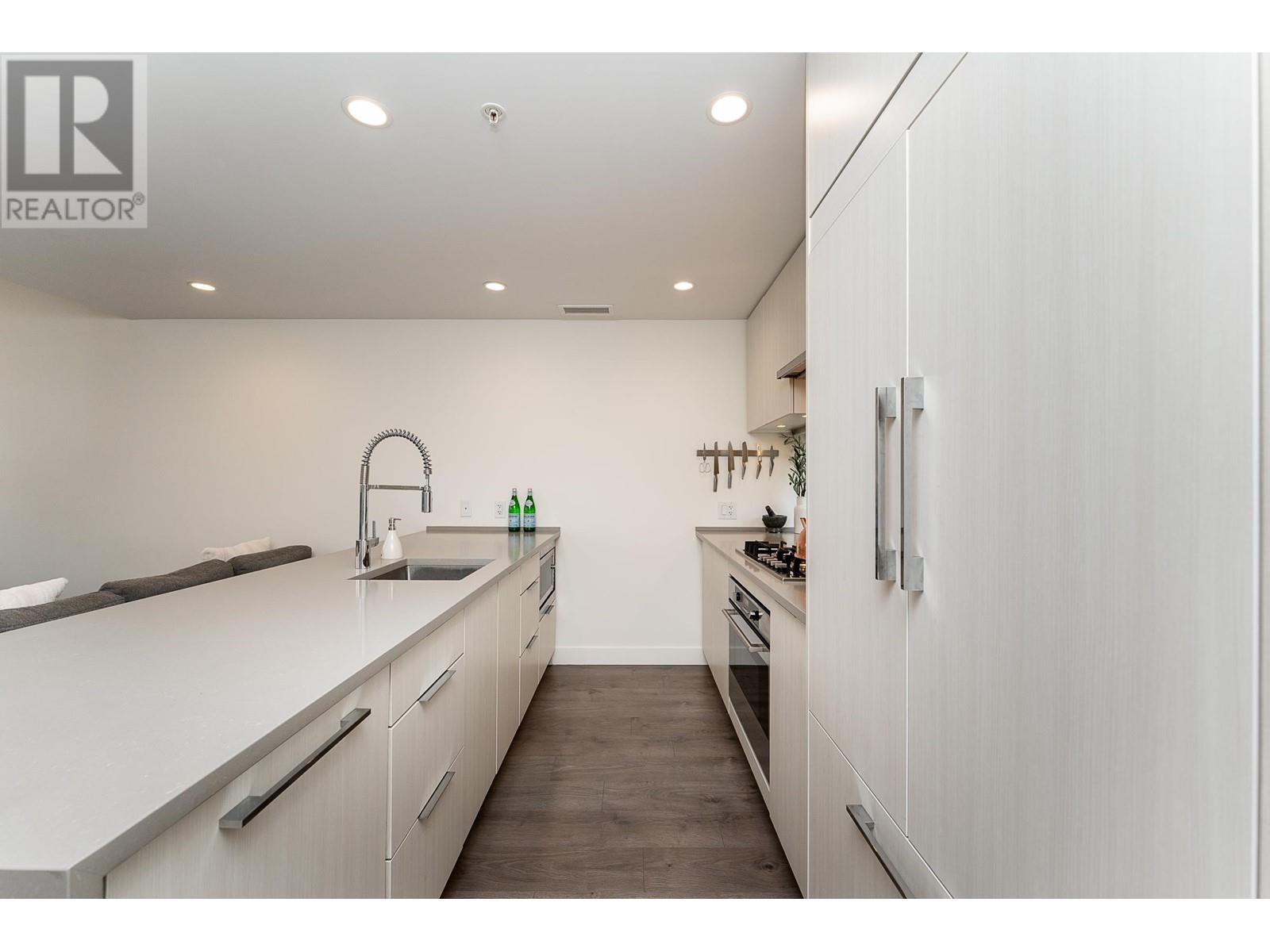 Th2 4465 Juneau Street, Burnaby, British Columbia  V5C 0L8 - Photo 10 - R2988449