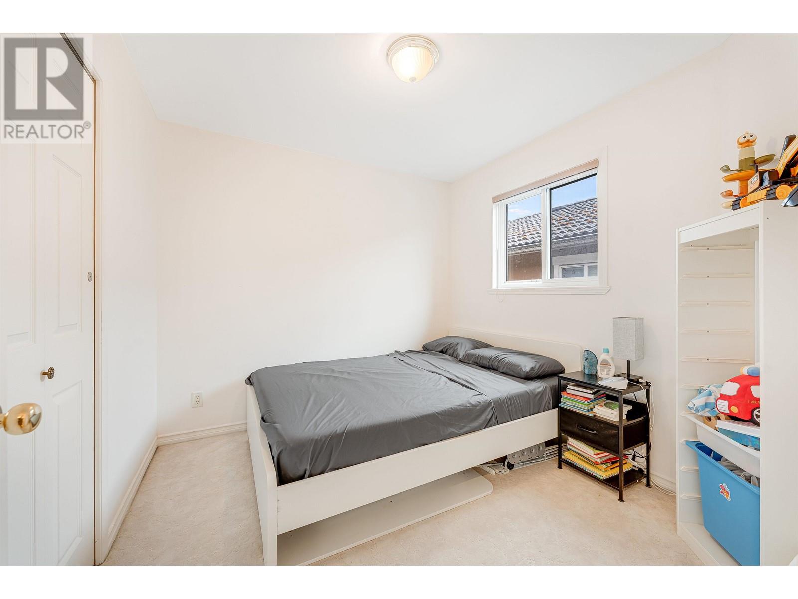 5933 Sprott Street, Burnaby, British Columbia  V5G 1T9 - Photo 12 - R2988451