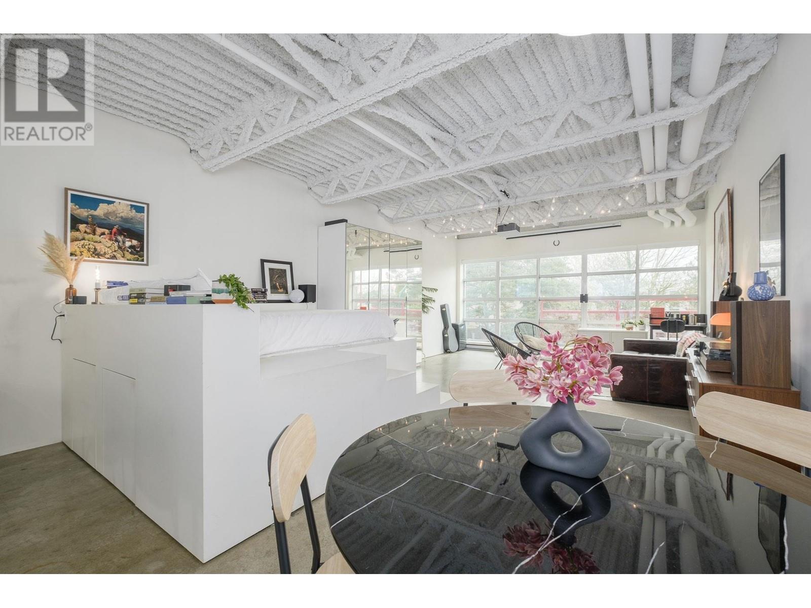 214 350 E 2nd Avenue, Vancouver, British Columbia  V5T 4R8 - Photo 2 - R2988454