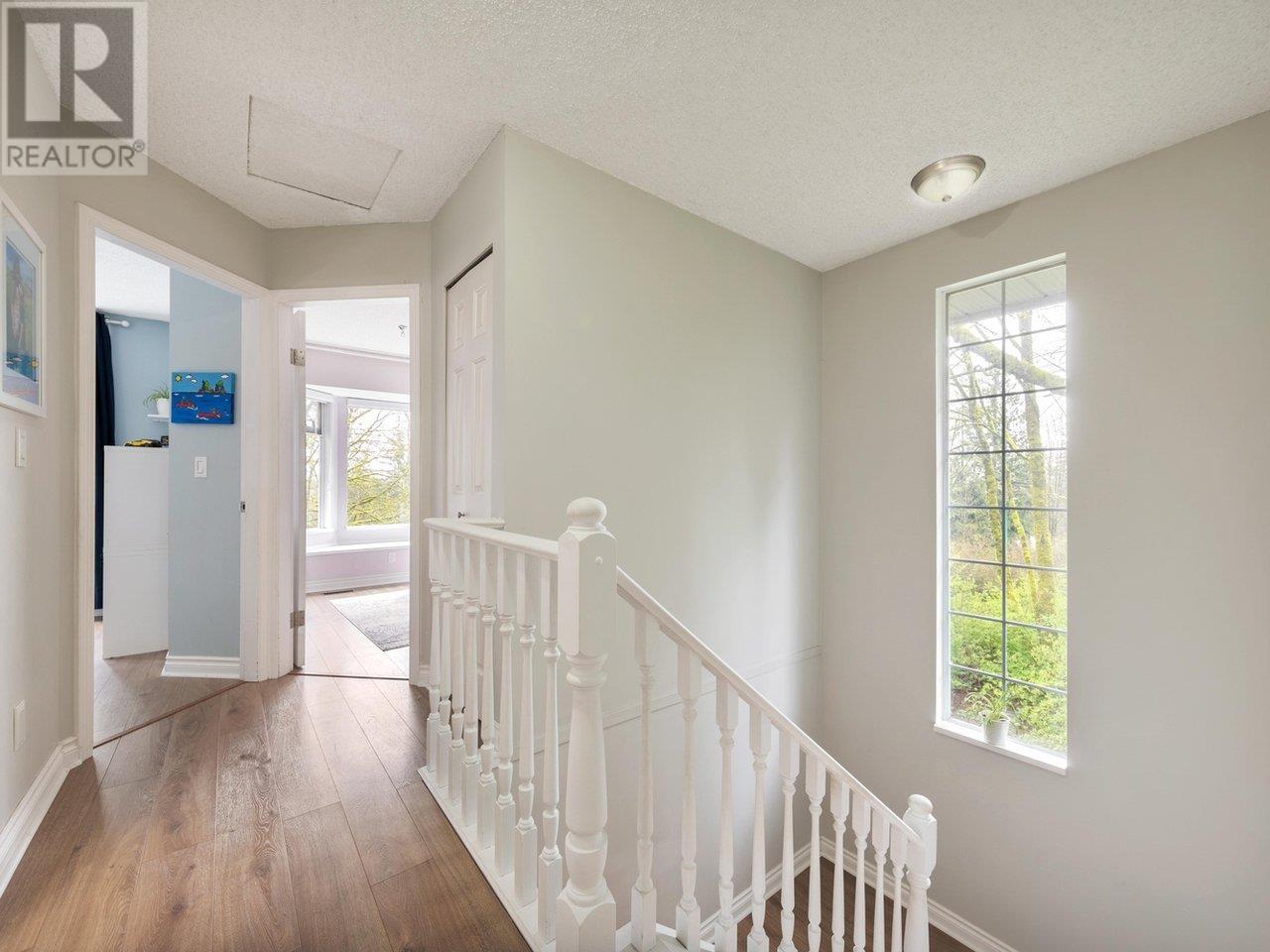 8895 Finch Court, Burnaby, British Columbia  V5A 4K6 - Photo 14 - R2988459