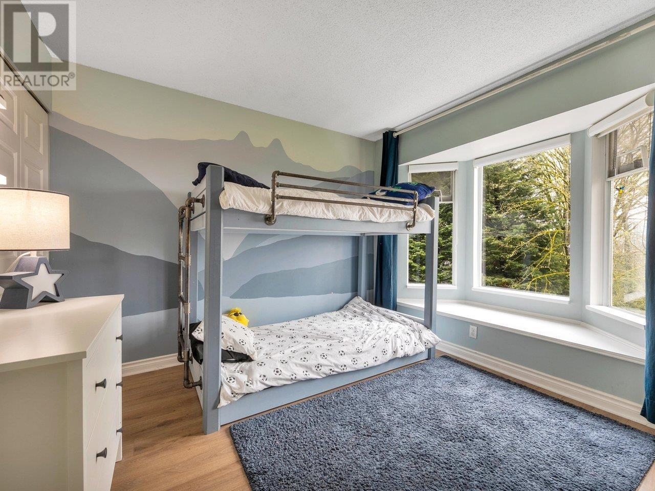 8895 Finch Court, Burnaby, British Columbia  V5A 4K6 - Photo 20 - R2988459