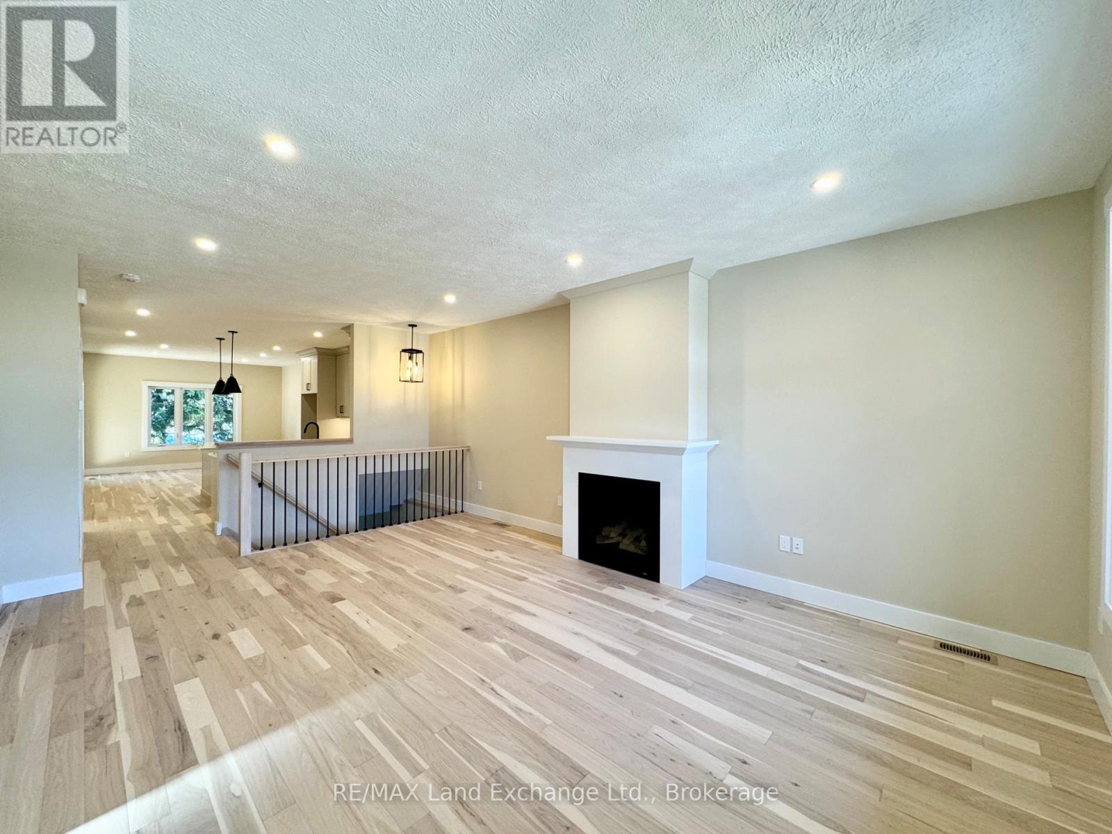 15 Nyah Court, Kincardine, Ontario  N0G 2T0 - Photo 11 - X12072710