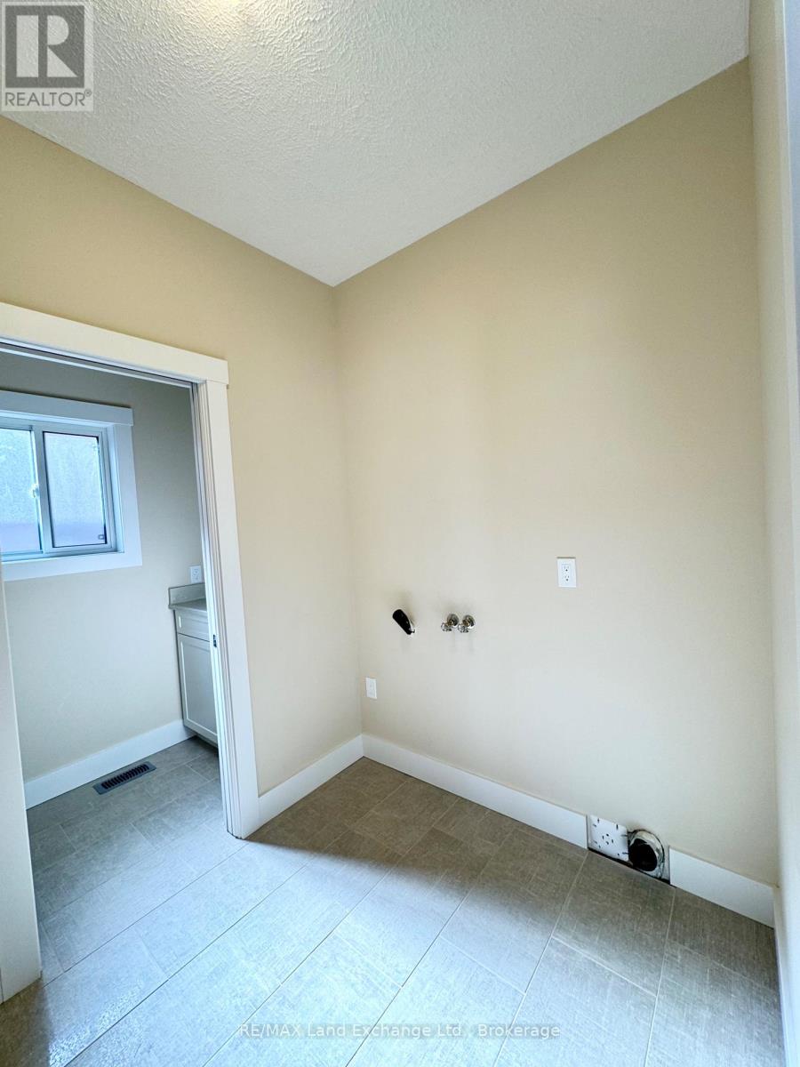 15 Nyah Court, Kincardine, Ontario  N0G 2T0 - Photo 13 - X12072710