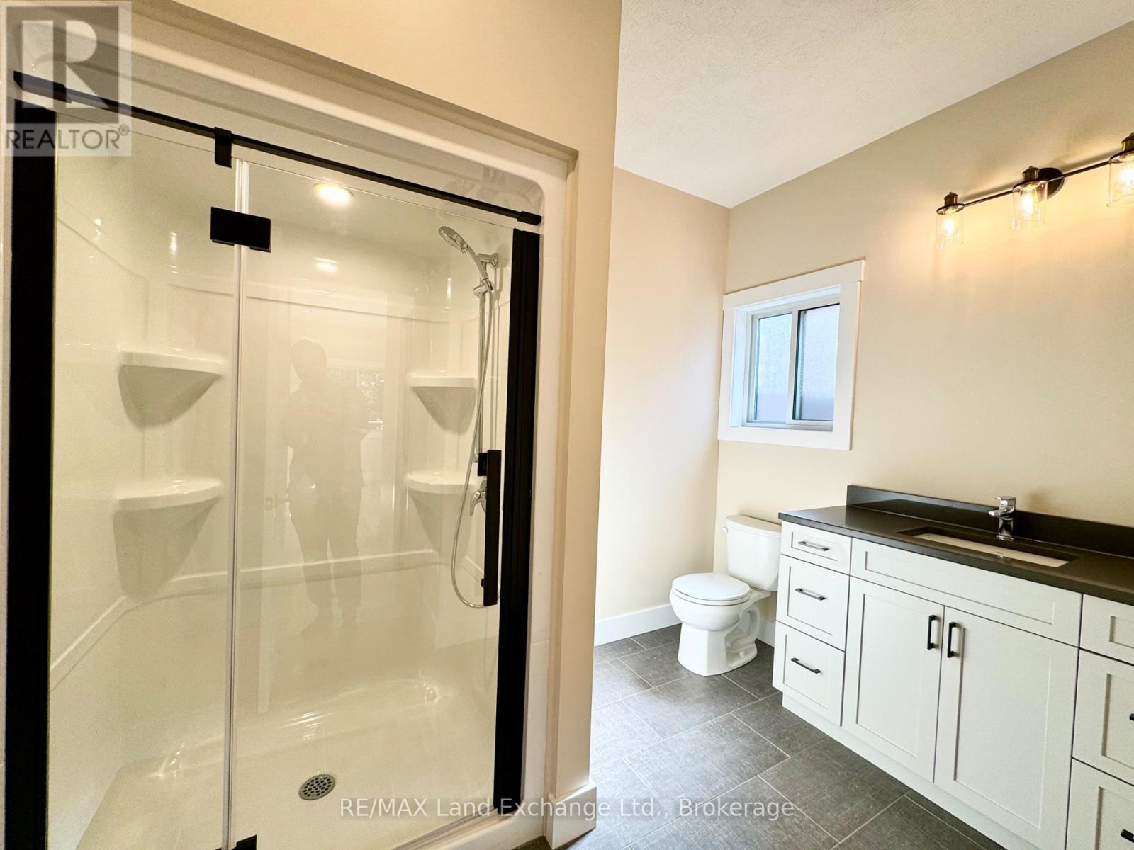 15 Nyah Court, Kincardine, Ontario  N0G 2T0 - Photo 7 - X12072710