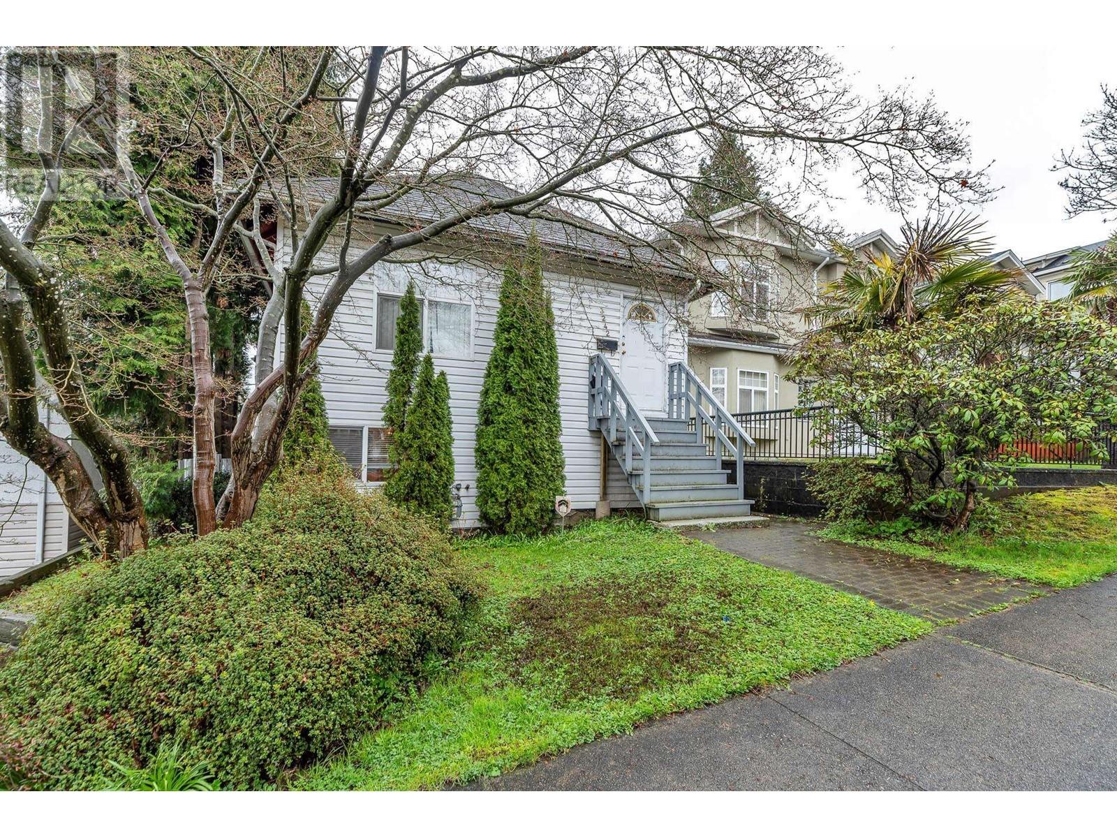 Property at 3242 VENABLES STREET image 2