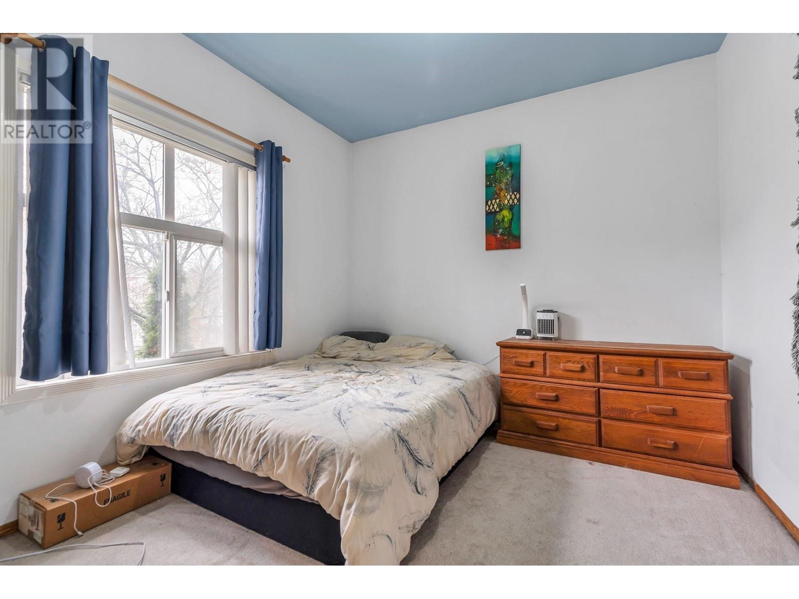 3242 Venables Street, Vancouver, British Columbia  V5K 2S6 - Photo 9 - R2988443