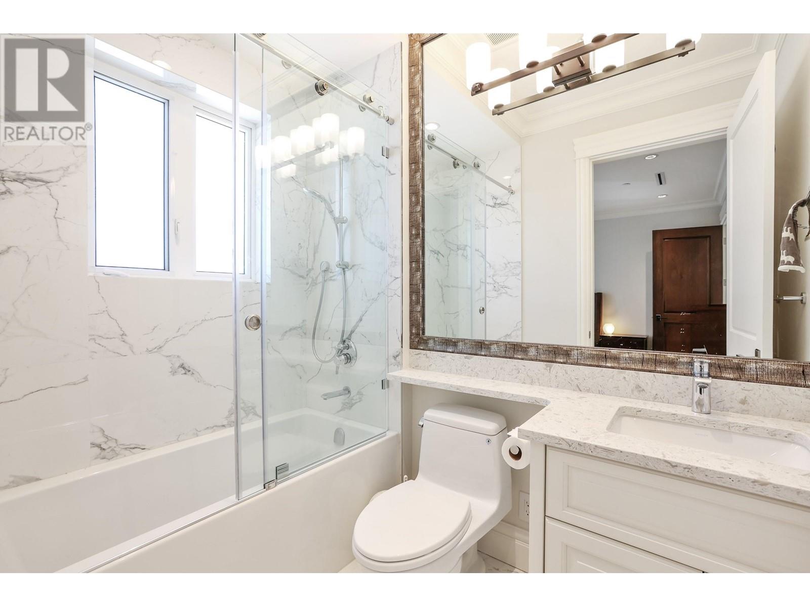 2433 W 22nd Avenue, Vancouver, British Columbia  V6L 2K4 - Photo 19 - R2988474