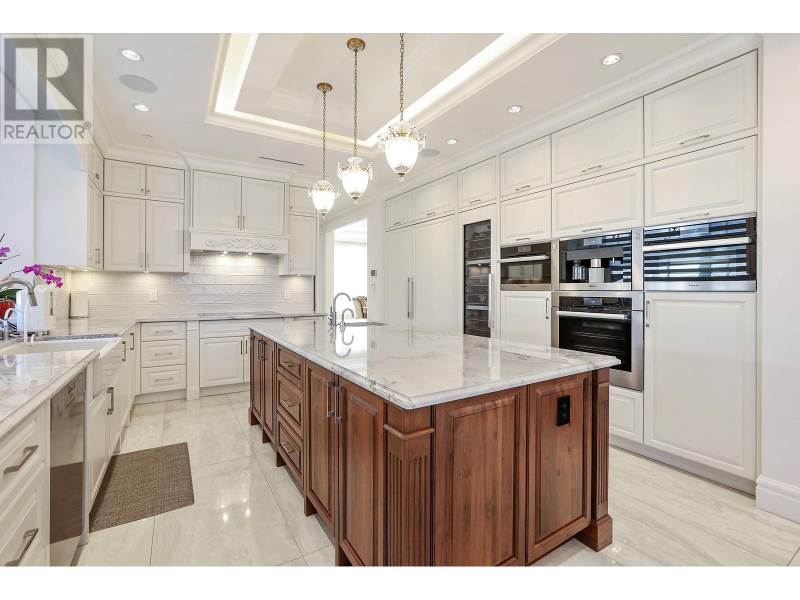 2433 W 22nd Avenue, Vancouver, British Columbia  V6L 2K4 - Photo 6 - R2988474