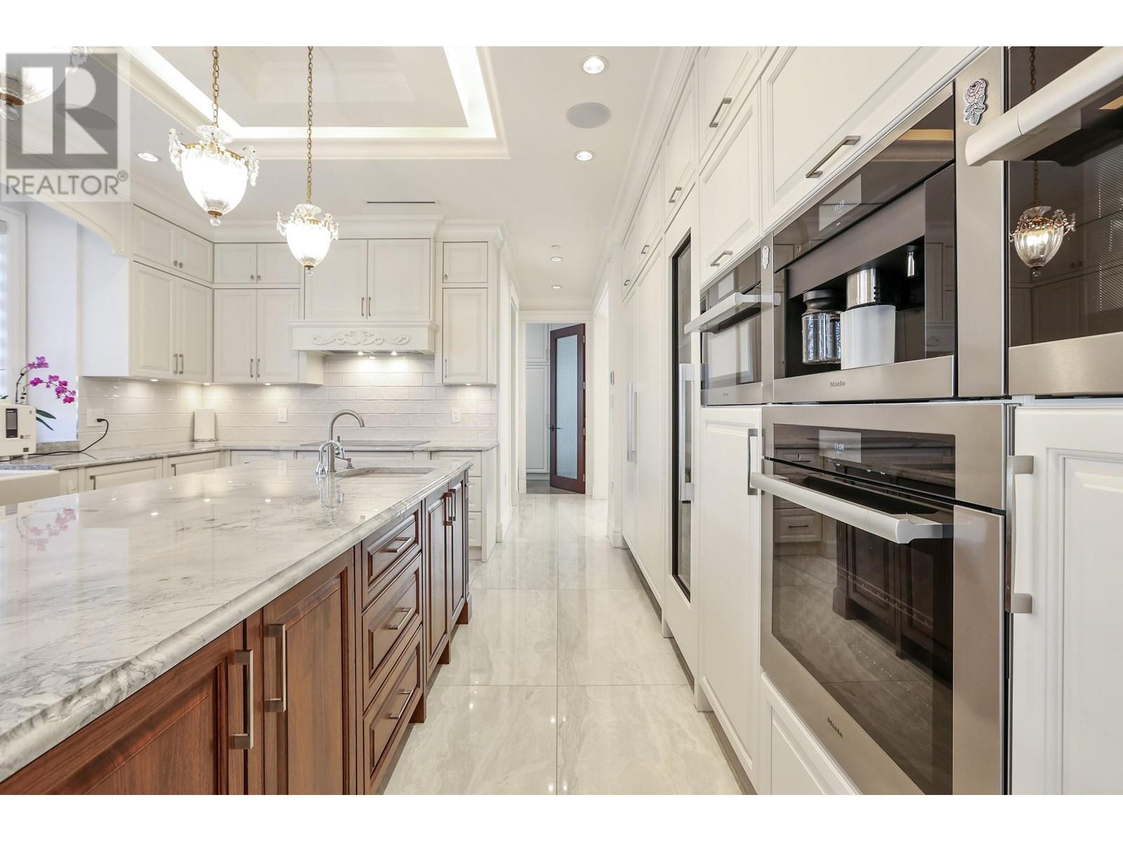 2433 W 22nd Avenue, Vancouver, British Columbia  V6L 2K4 - Photo 7 - R2988474