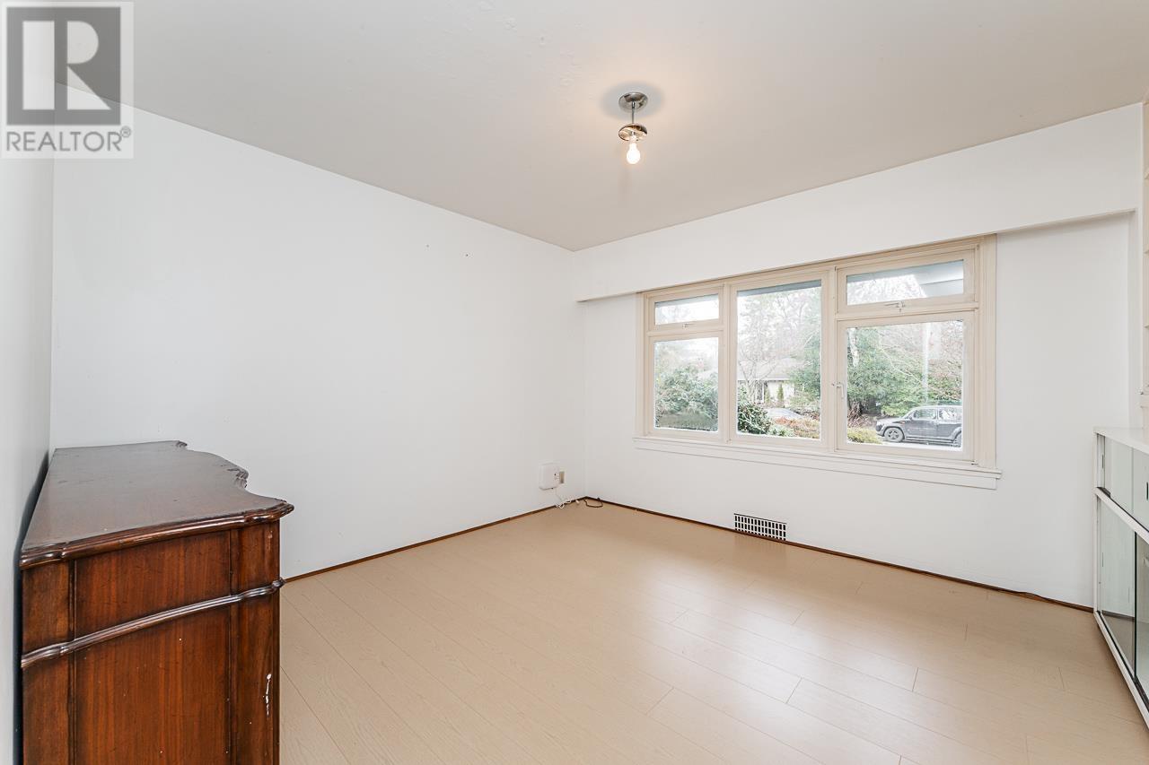 4922 Queensland Road, Vancouver, British Columbia  V6T 1G4 - Photo 15 - R2988479