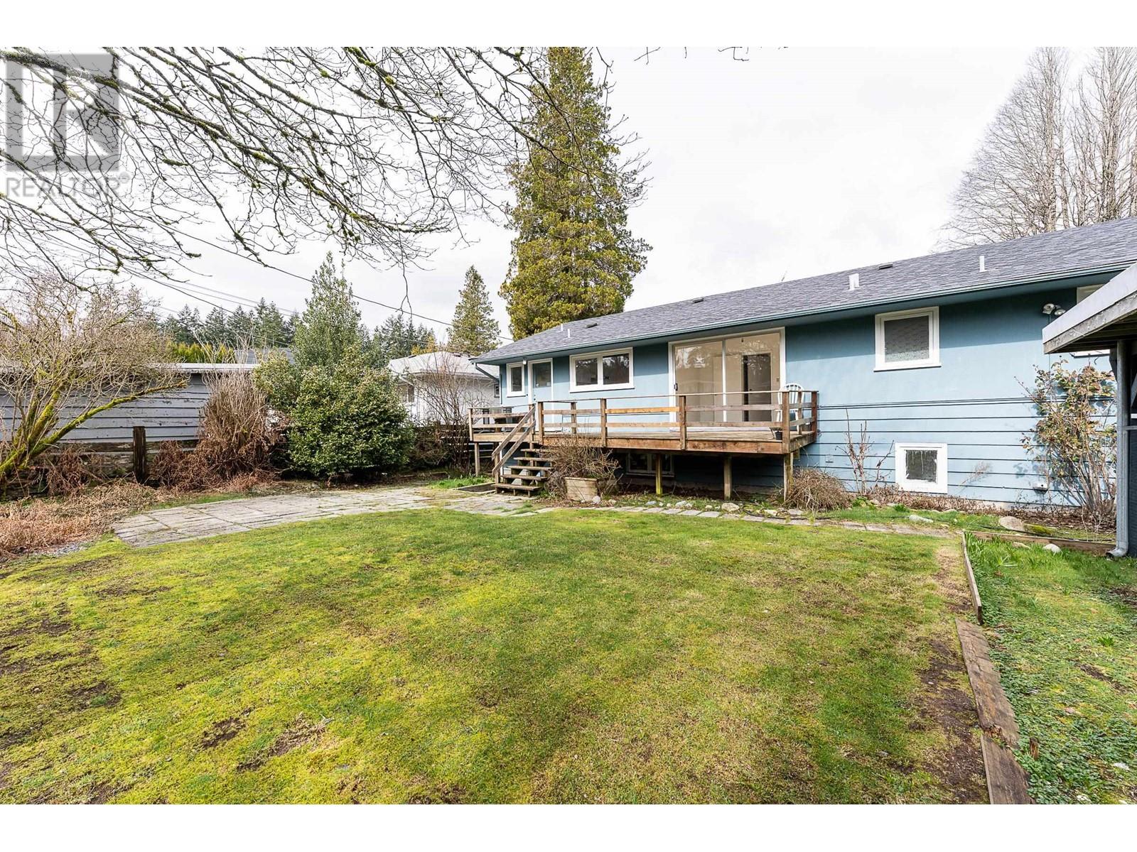 4922 Queensland Road, Vancouver, British Columbia  V6T 1G4 - Photo 31 - R2988479