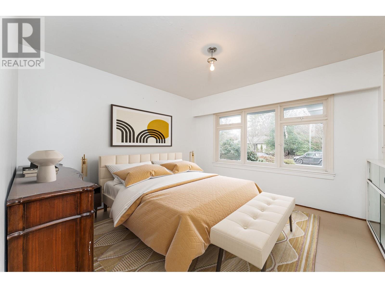 4922 Queensland Road, Vancouver, British Columbia  V6T 1G4 - Photo 7 - R2988479