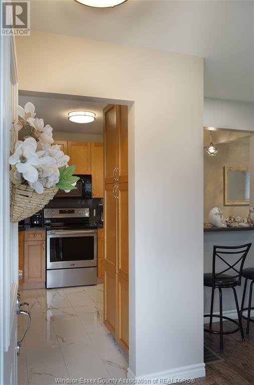 Property at 3012 GRANDVIEW STREET image 4